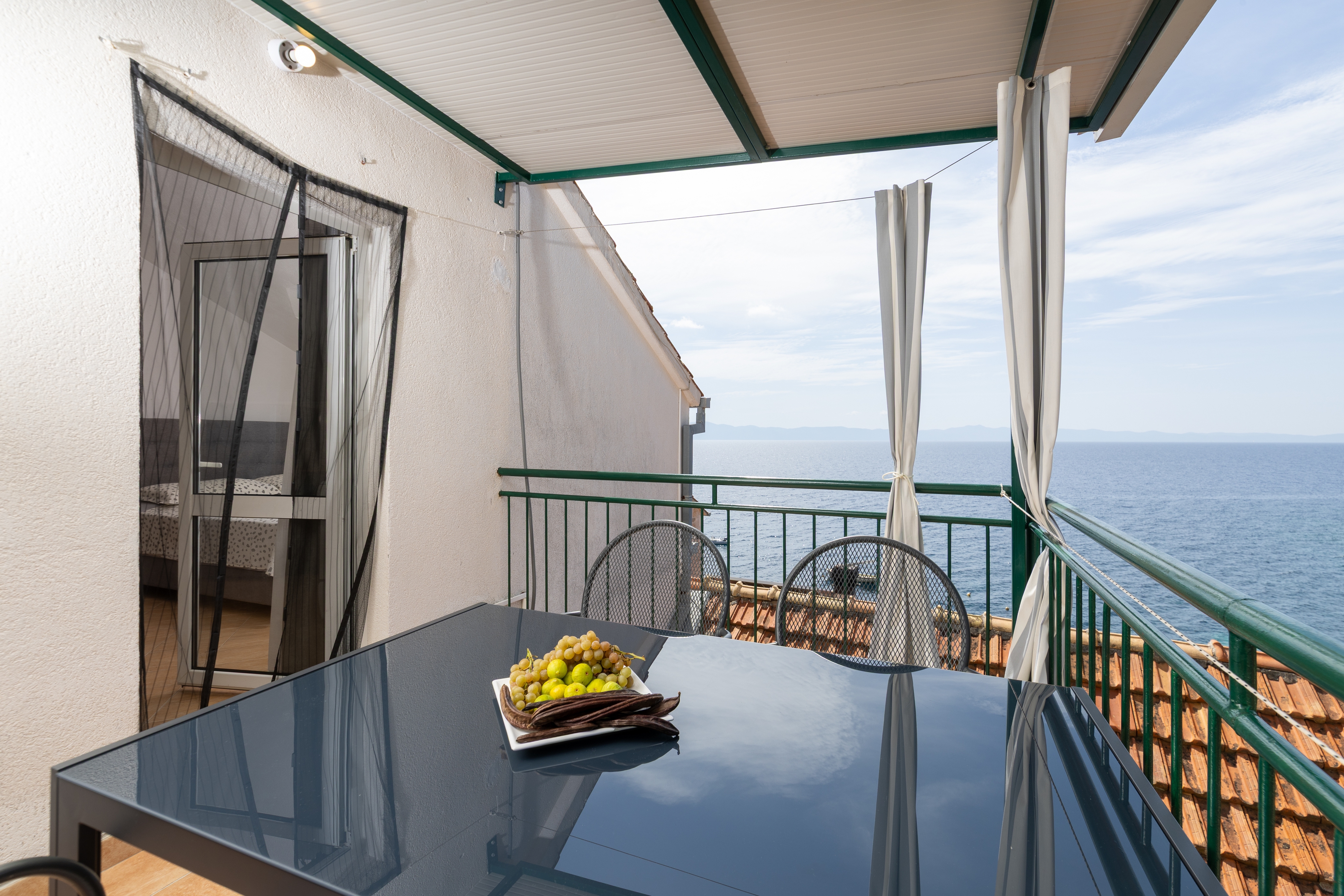 One bedroom apartment near beach Cove Tvrdni Dolac, Hvar  A-a