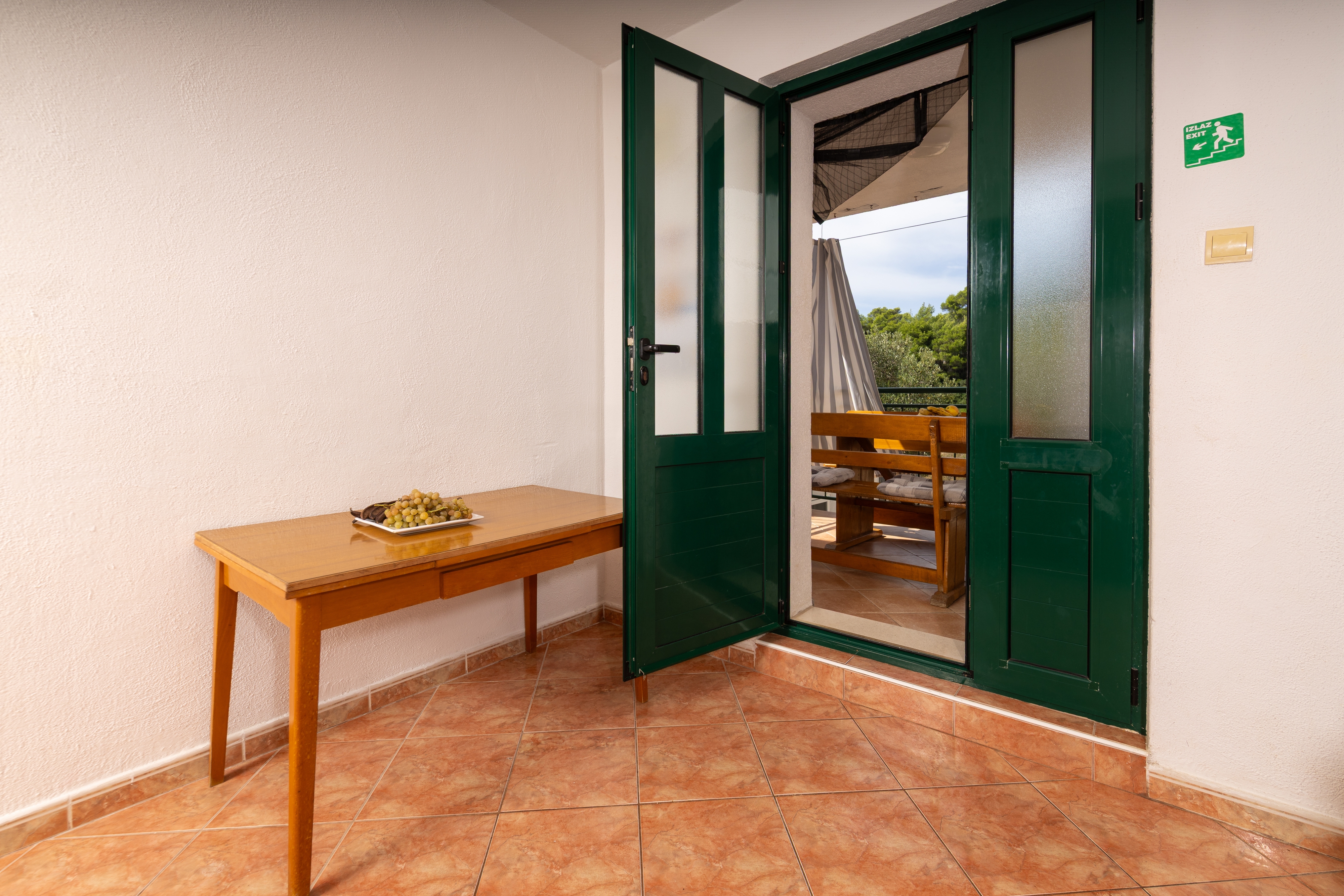 Three bedroom apartment near beach Cove Tvrdni Dolac, Hvar  A-b