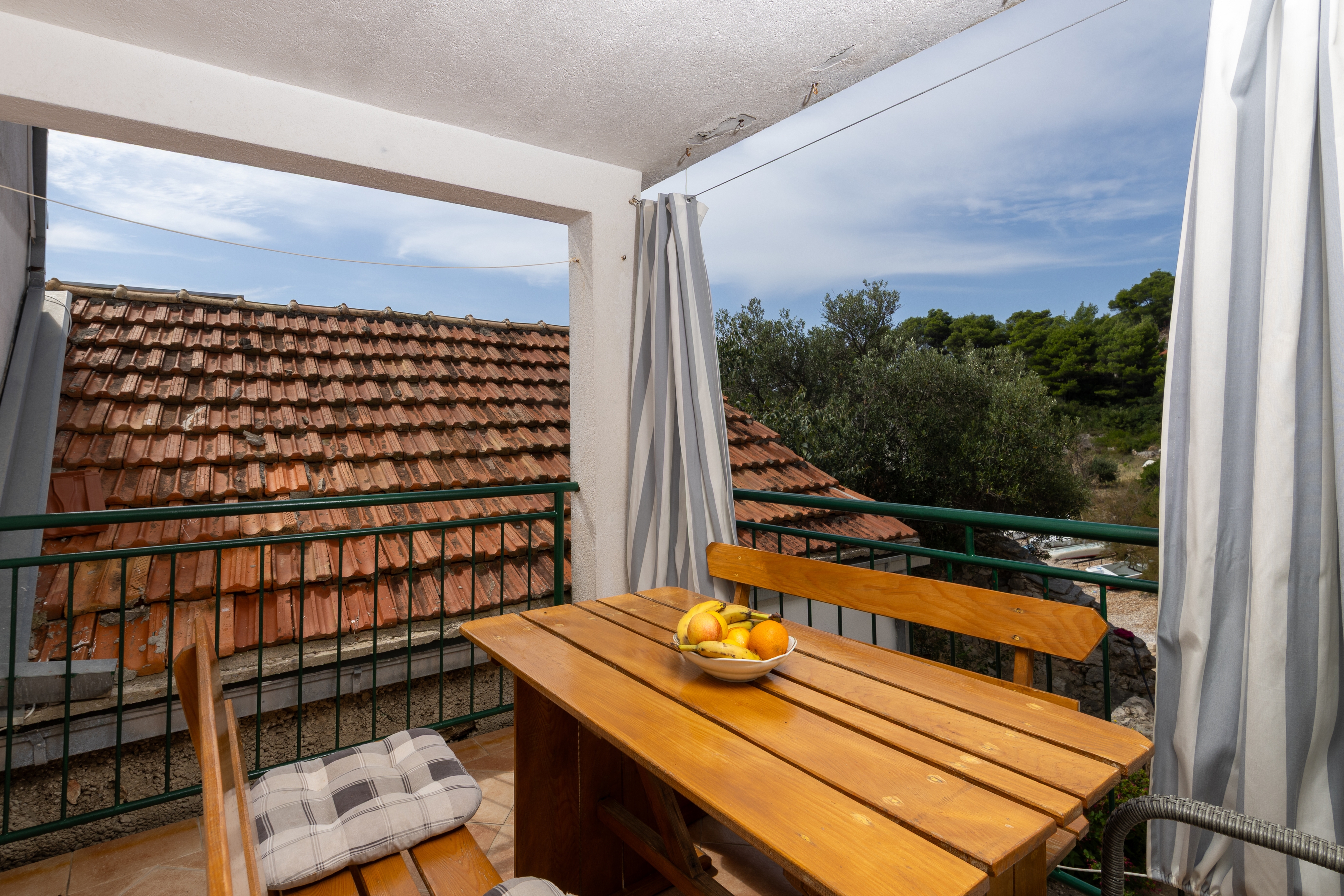 Three bedroom apartment near beach Cove Tvrdni Dolac, Hvar  A-b