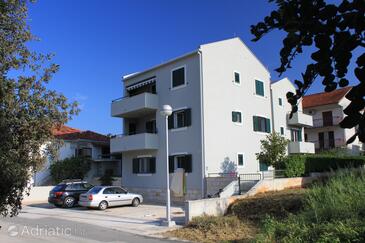 Stari Grad, Hvar, Property 8704 - Apartments near sea with pebble beach.