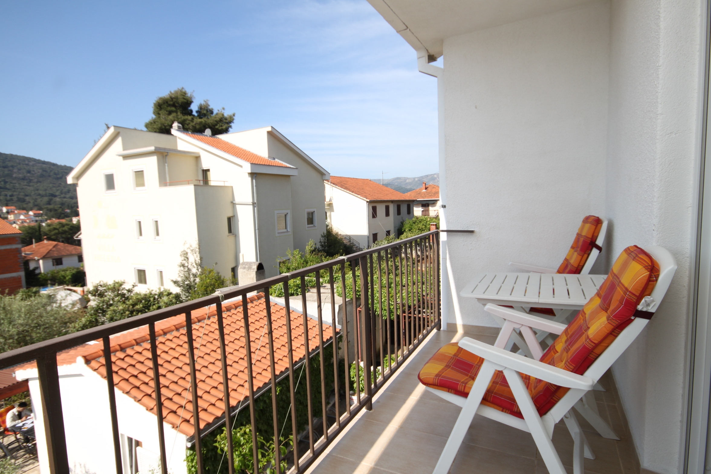 Three bedroom apartment with balcony and sea view Stari Grad, Hvar  A-a