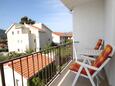 Balcony 1 Stari Grad, Balcony 1 in the apartment, with a sea view, (pet friendly) and WiFi.