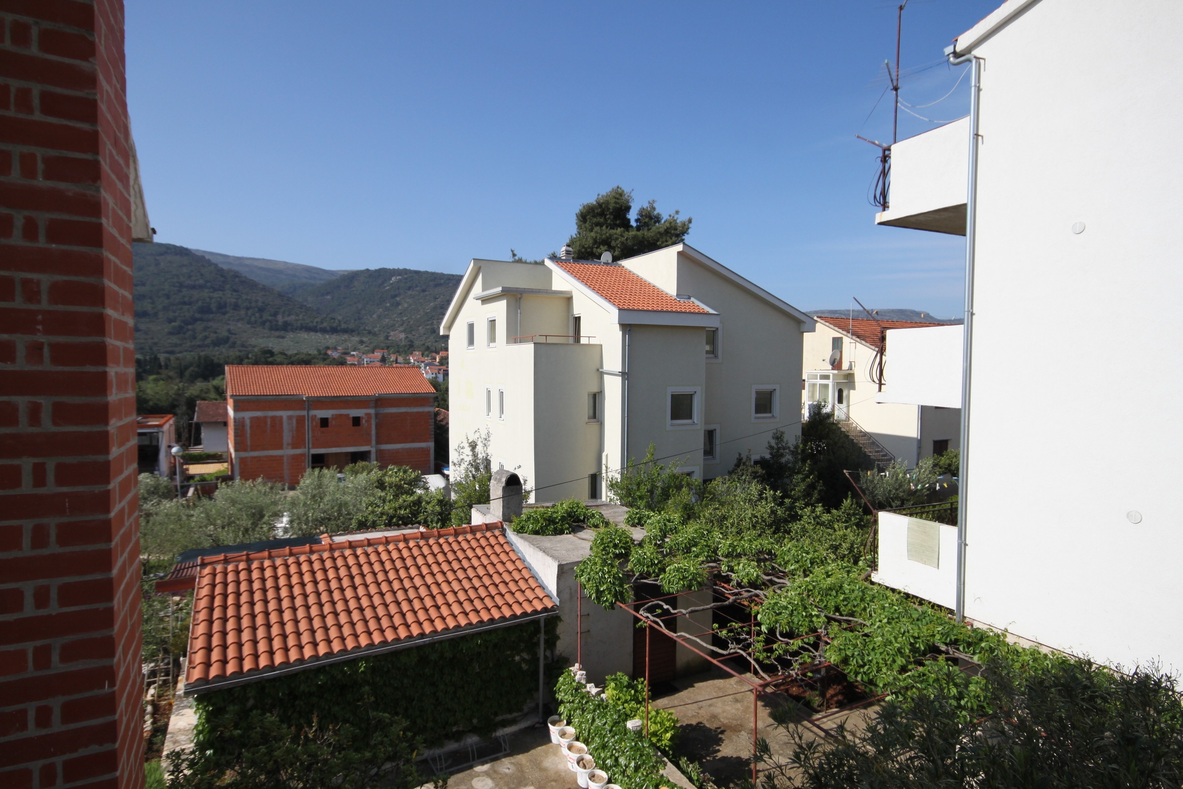 Three bedroom apartment with balcony and sea view Stari Grad, Hvar  A-a