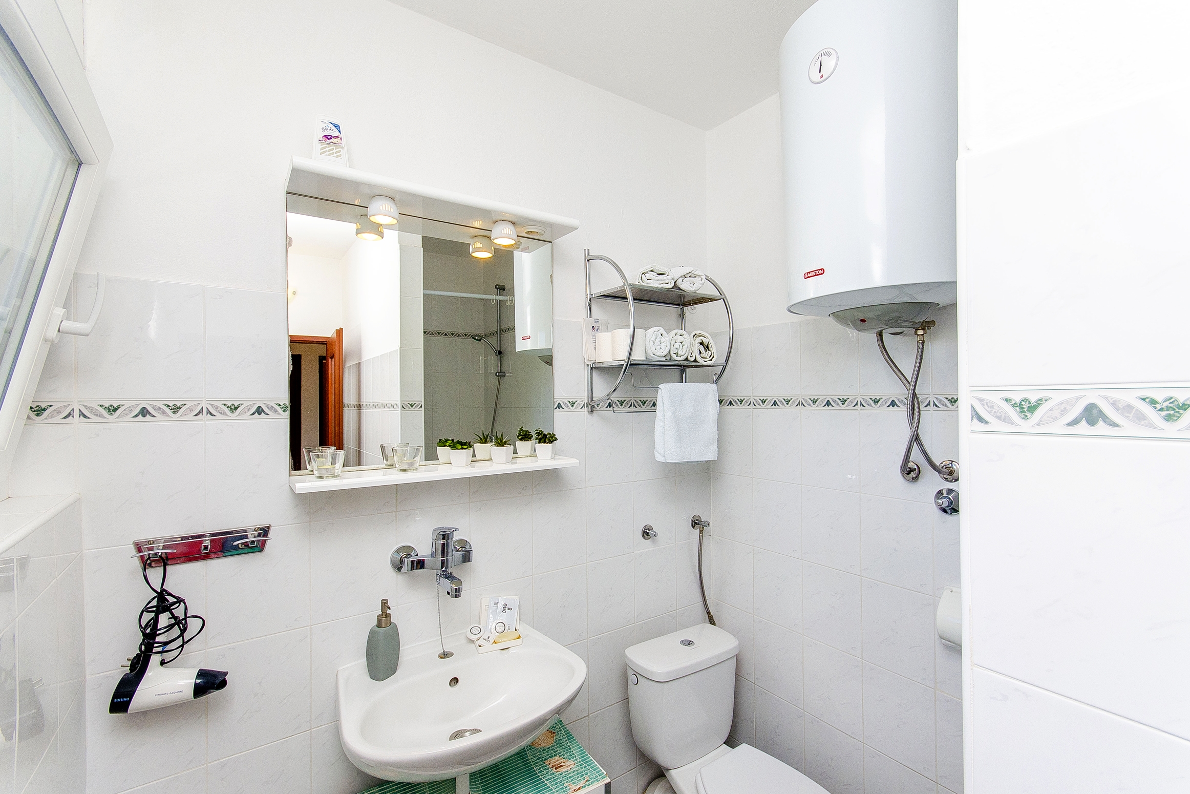 Three bedroom apartment with balcony and sea view Stari Grad, Hvar  A-a