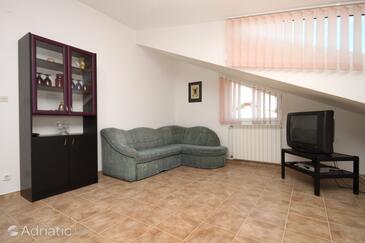 Living room Hvar, Living room in the apartment, dopusteni kucni ljubimci i WIFI.
