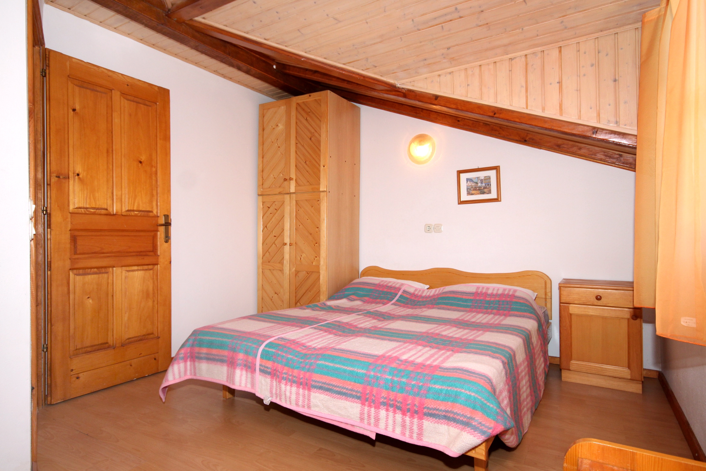 Top Hvar Ivan Dolac Top Hvar Ivan Dolac