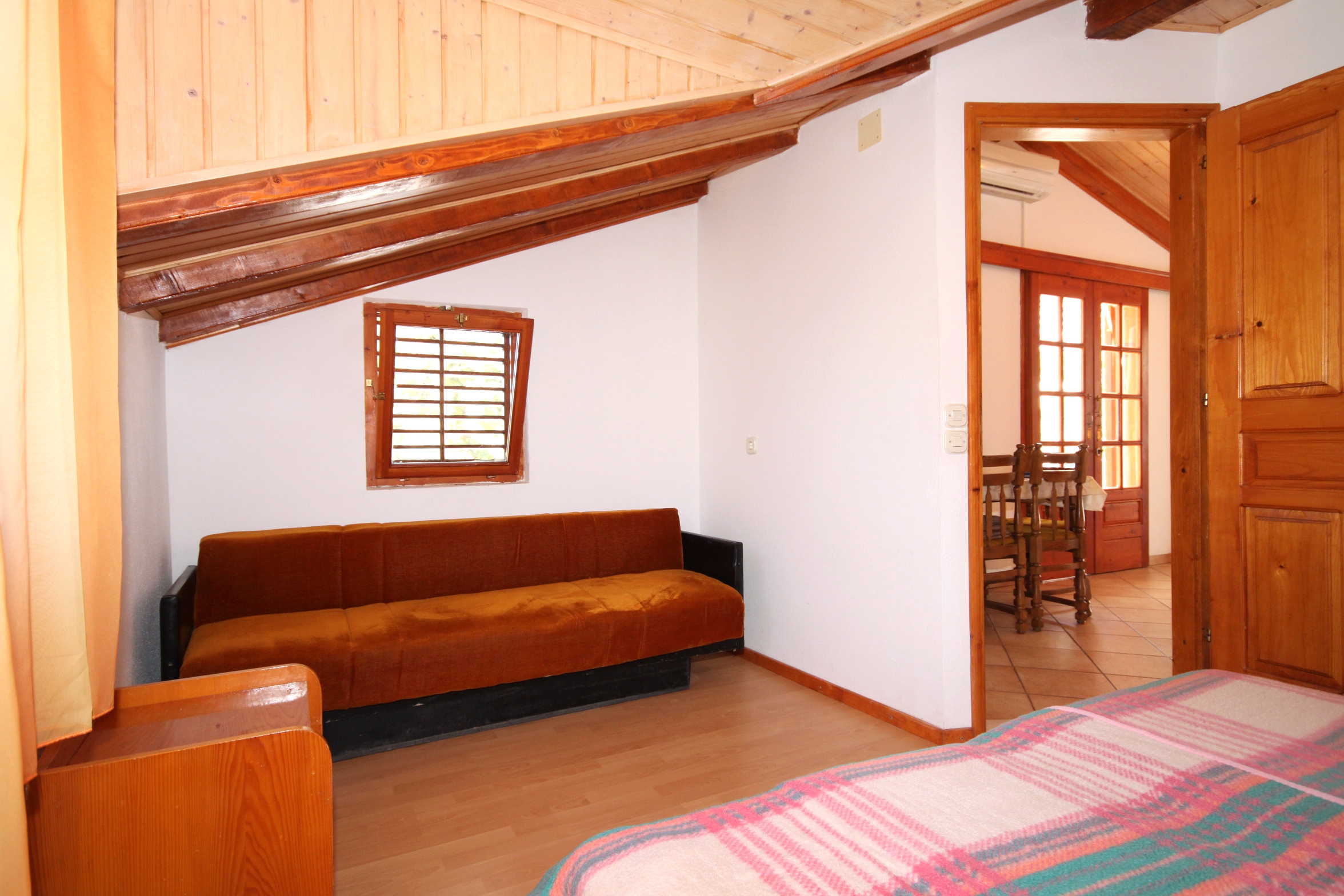 Top Hvar Ivan Dolac Top Hvar Ivan Dolac