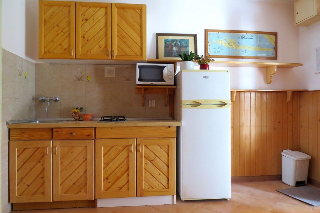 Studio flat with terrace Ivan Dolac, Hvar (AS-8711-a) Studio flat with terrace Ivan Dolac, Hvar (AS-8711-a)