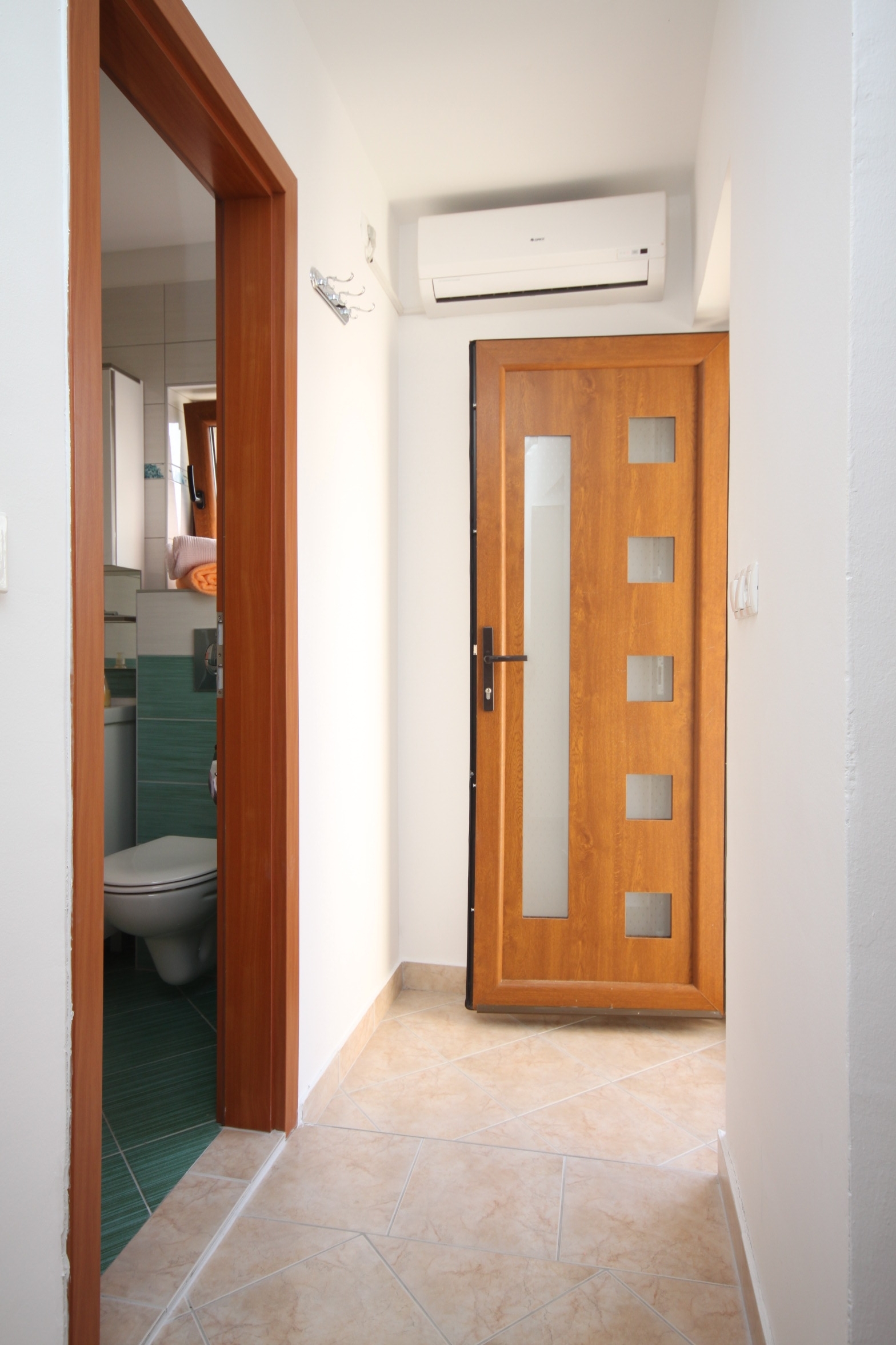 One bedroom apartment with terrace Jelsa, Hvar  A-a