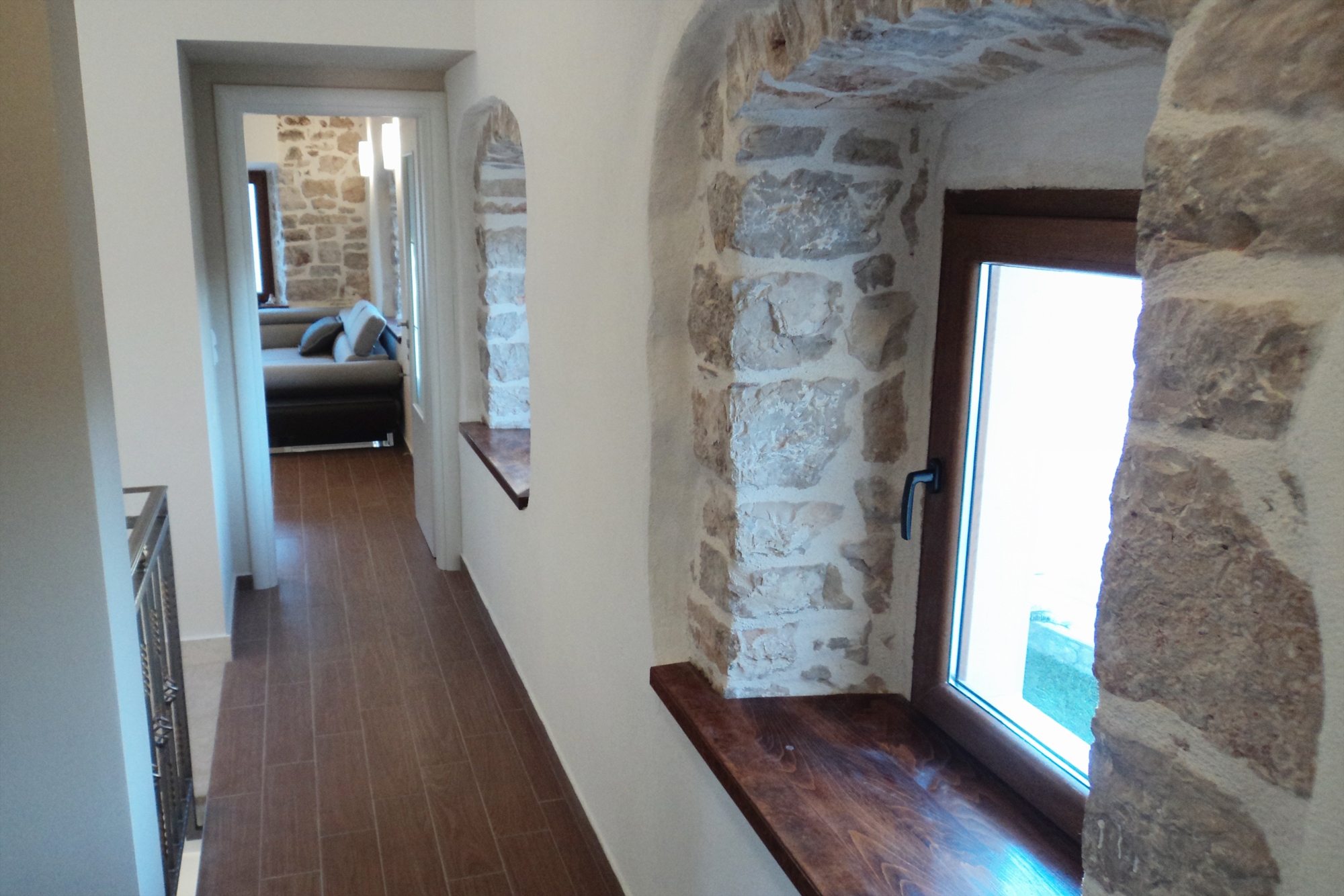 Three bedroom apartment with terrace Jelsa, Hvar  A-b