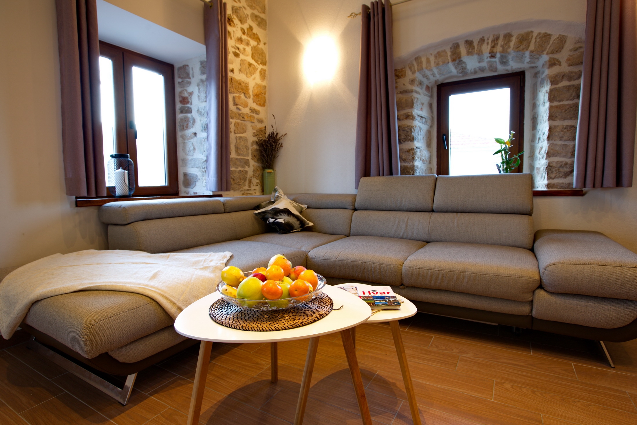Three bedroom apartment with terrace Jelsa, Hvar (A-8713-b) Three bedroom apartment with terrace Jelsa, Hvar (A-8713-b)
