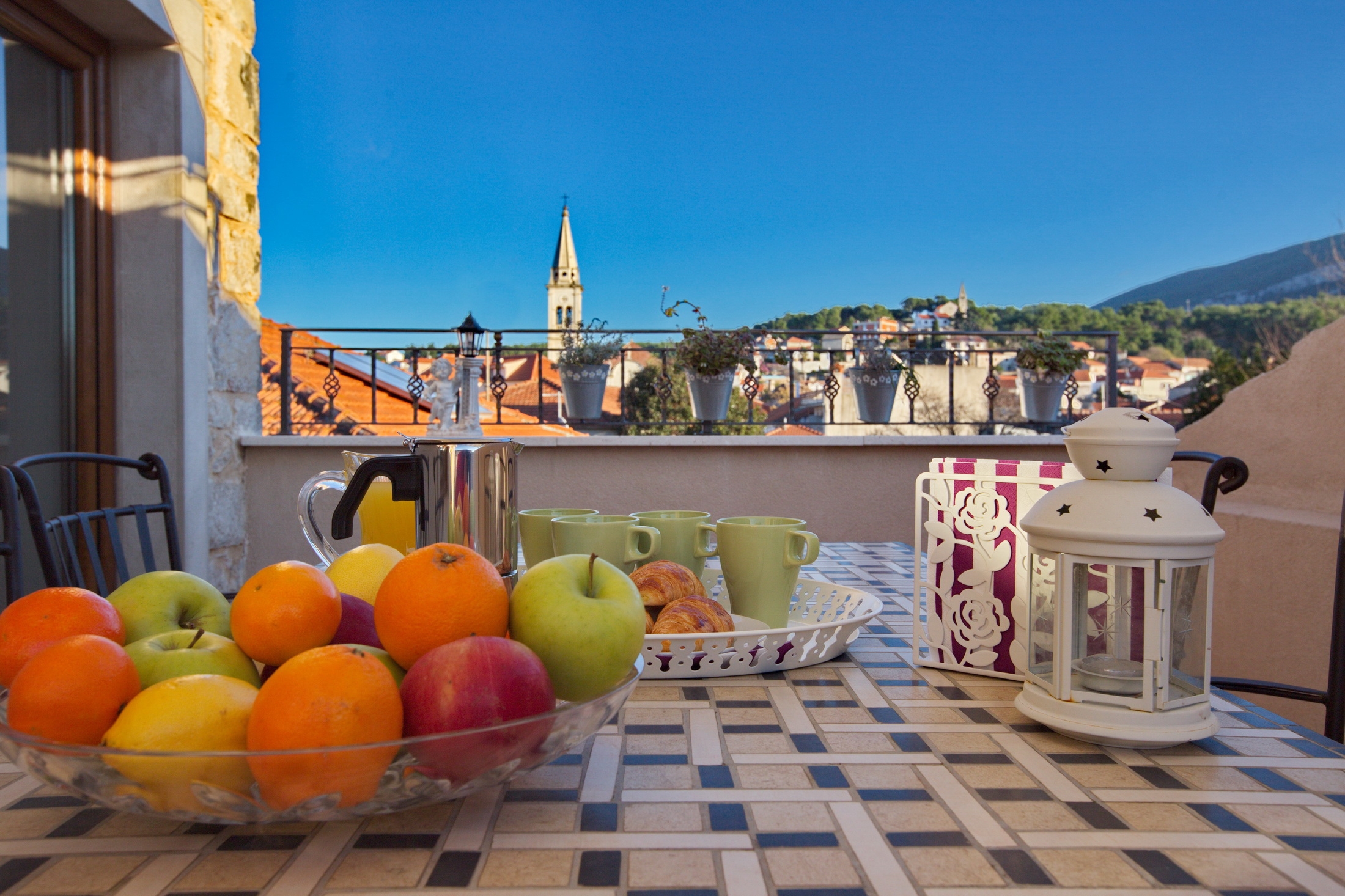 Three bedroom apartment with terrace Jelsa, Hvar (A-8713-b)