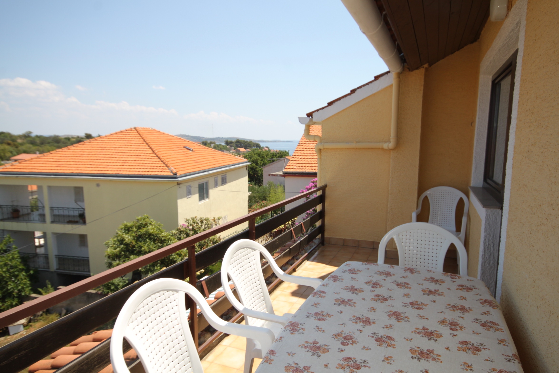 Two bedroom apartment with balcony and sea view Sali, Dugi otok  A-a