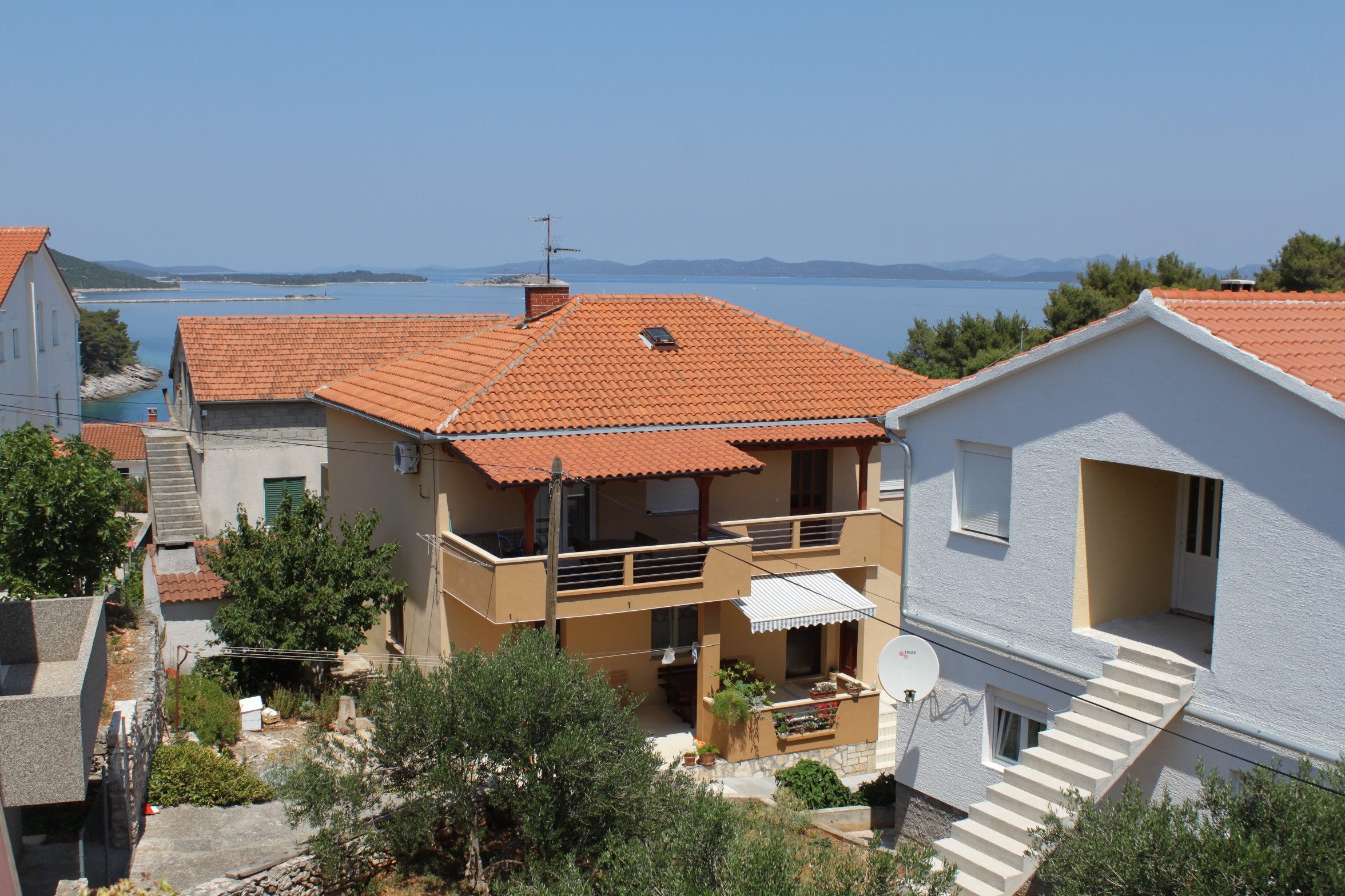 Two bedroom apartment with balcony and sea view Sali, Dugi otok  A-a