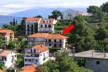 Property Jelsa, Hvar, Property 8721 - Apartments near sea with pebble beach.