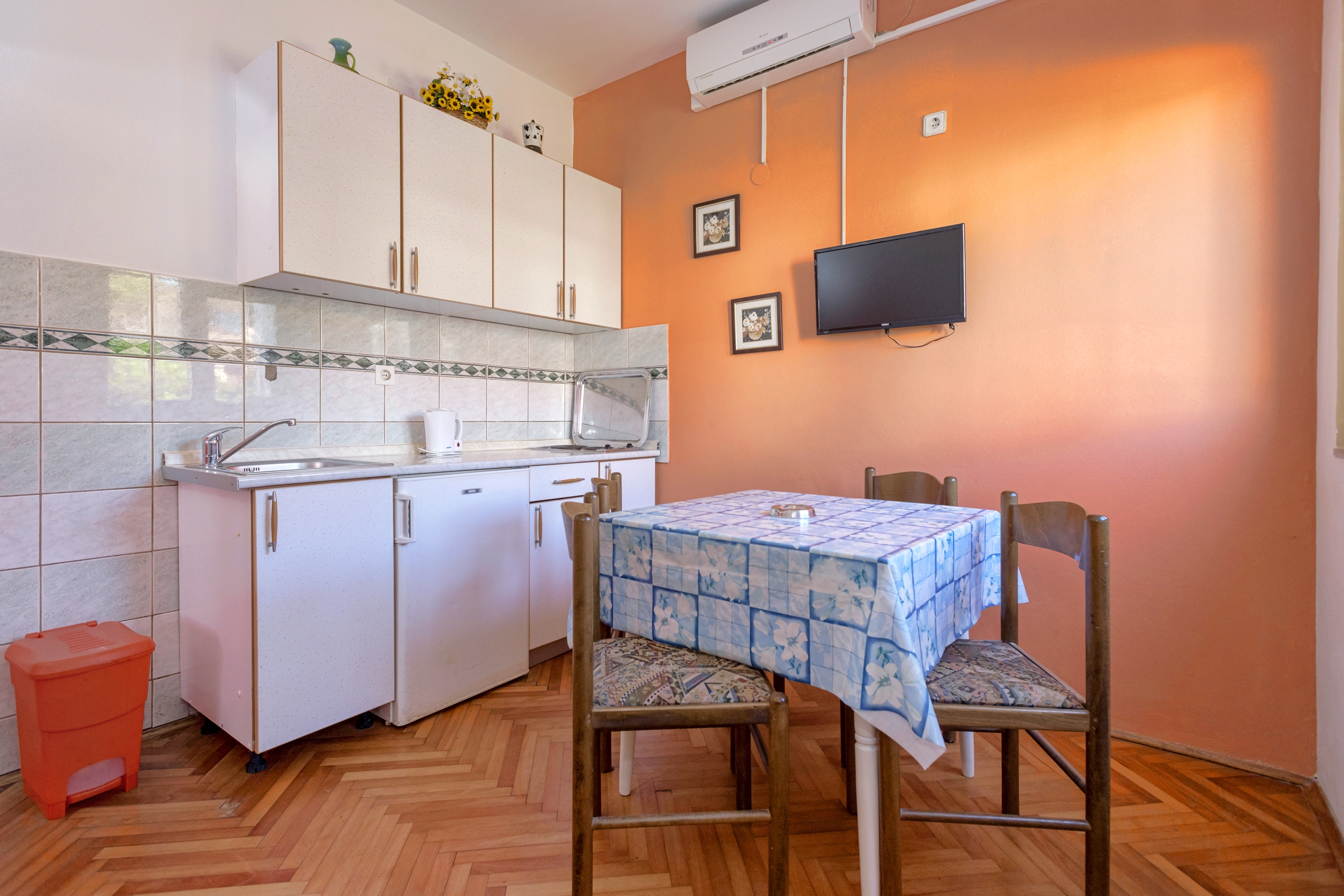 Studio flat with air-conditioning Stari Grad (Hvar) (AS-8726-b)