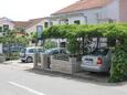 Parkiralište Stari Grad, Hvar, Parkiralište 8726 - Apartmani sa šljunčanom plažom.