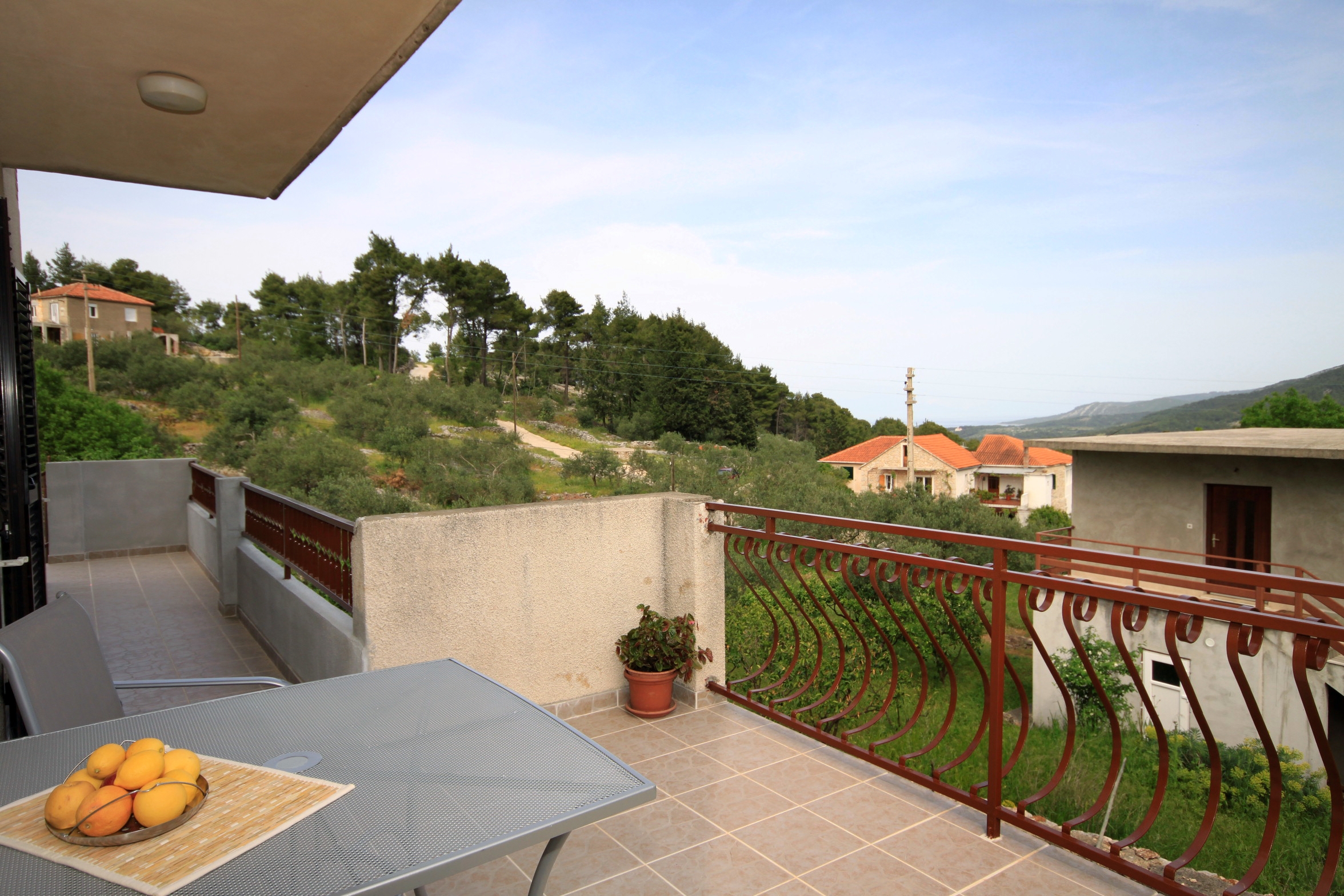 Studio flat with terrace Vrisnik, Hvar  AS-a
