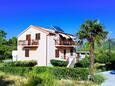 Szálláshely Vrisnik, Hvar, Szálláshely 8733 - Apartmanok kavicsos stranddal.