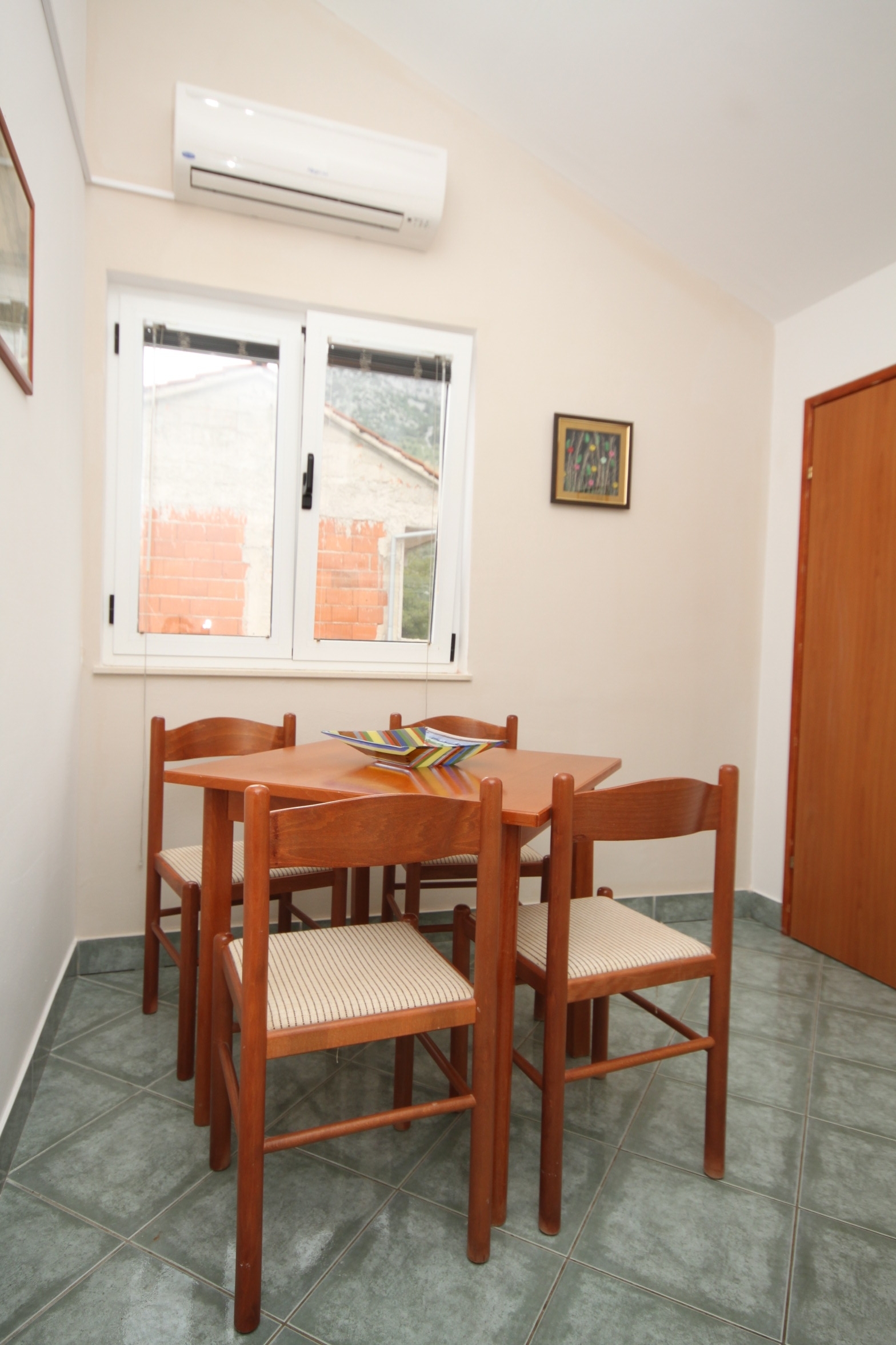 Two bedroom apartment with air-conditioning Ivan Dolac, Hvar (A-8734-c) Two bedroom apartment with air-conditioning Ivan Dolac, Hvar (A-8734-c)