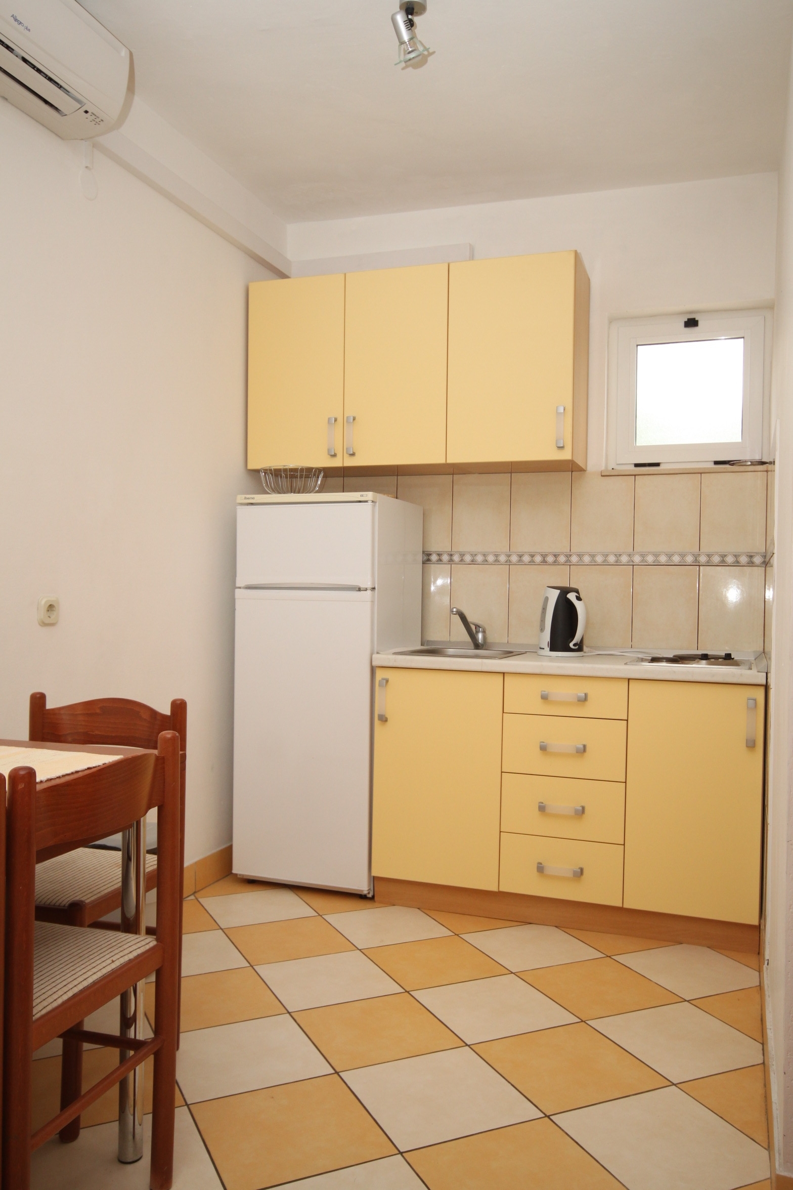 Top Hvar Ivan Dolac Top Hvar Ivan Dolac