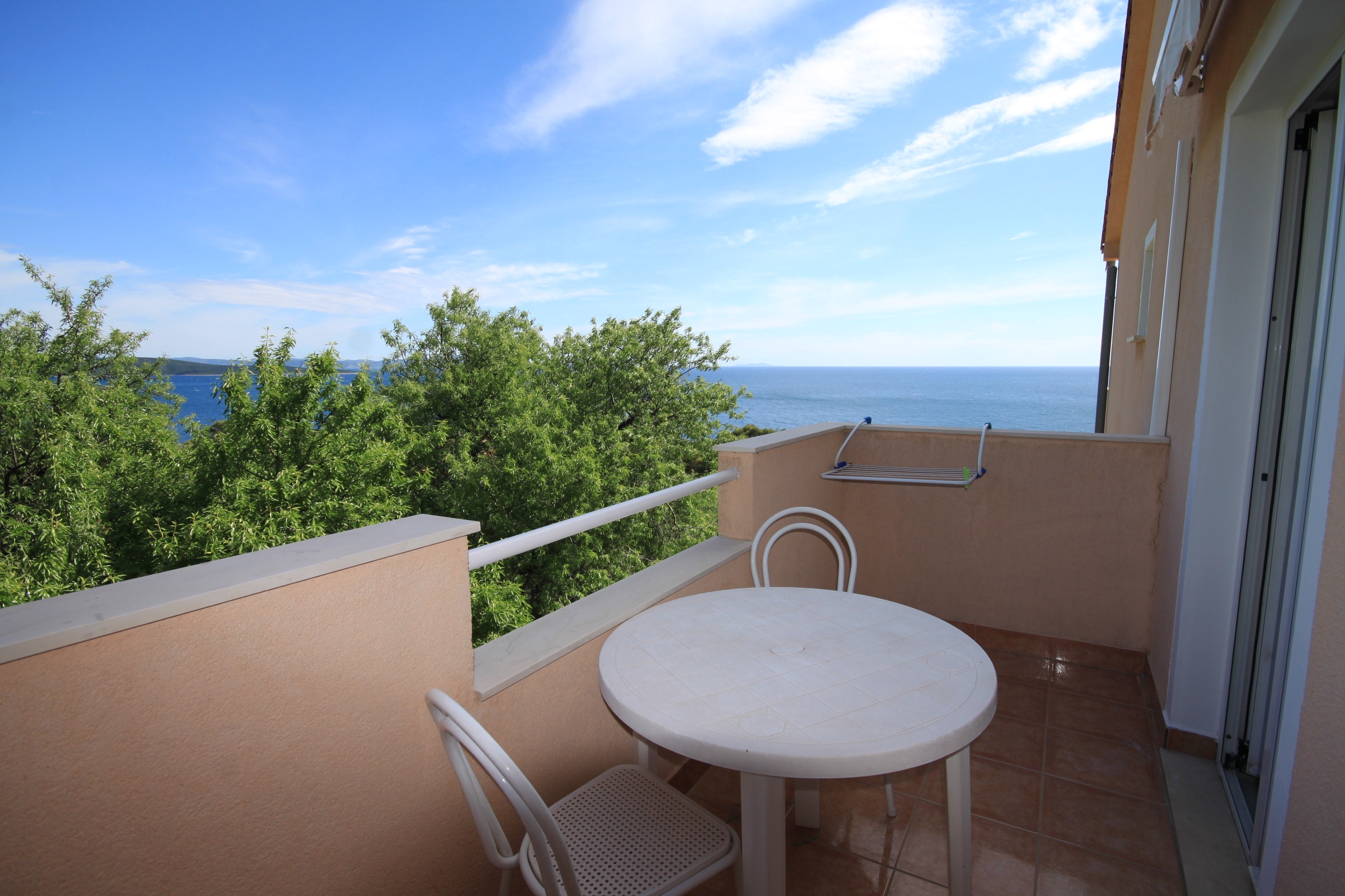 Two bedroom apartment with balcony and sea view Ivan Dolac, Hvar  A-f