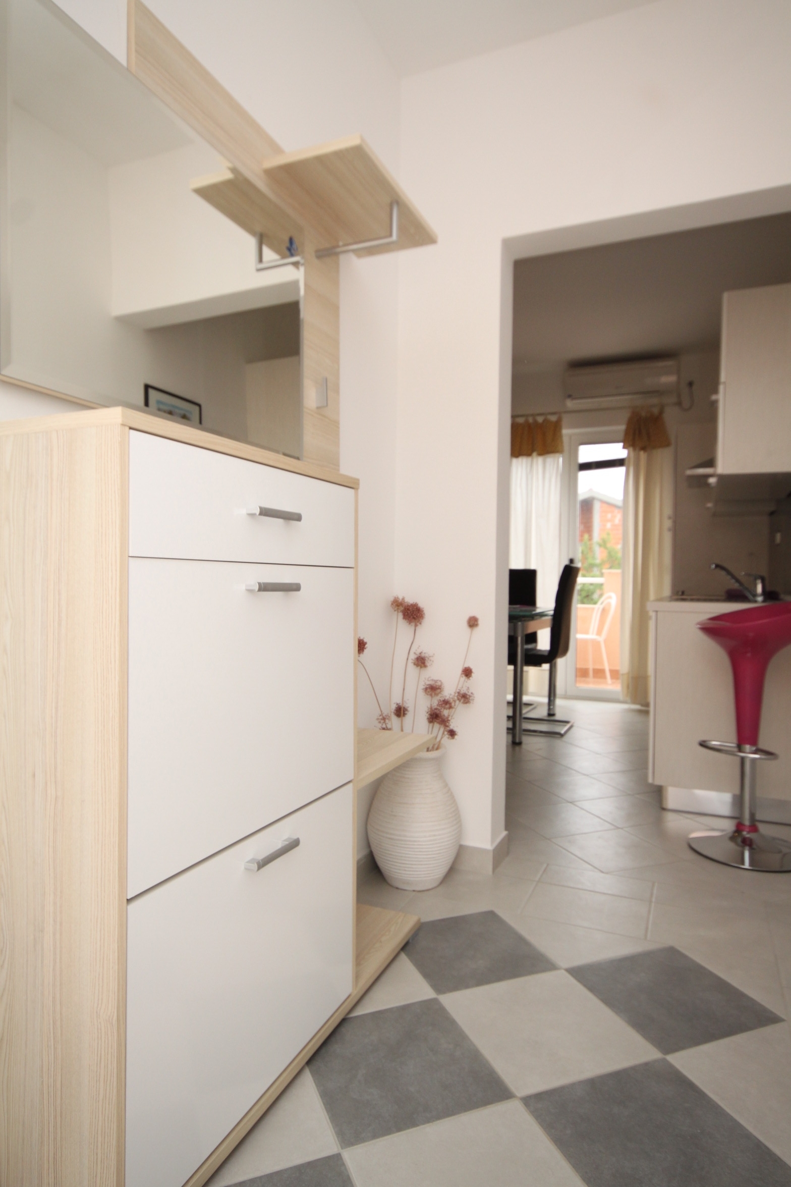 Two bedroom apartment with balcony and sea view Ivan Dolac, Hvar  A-f