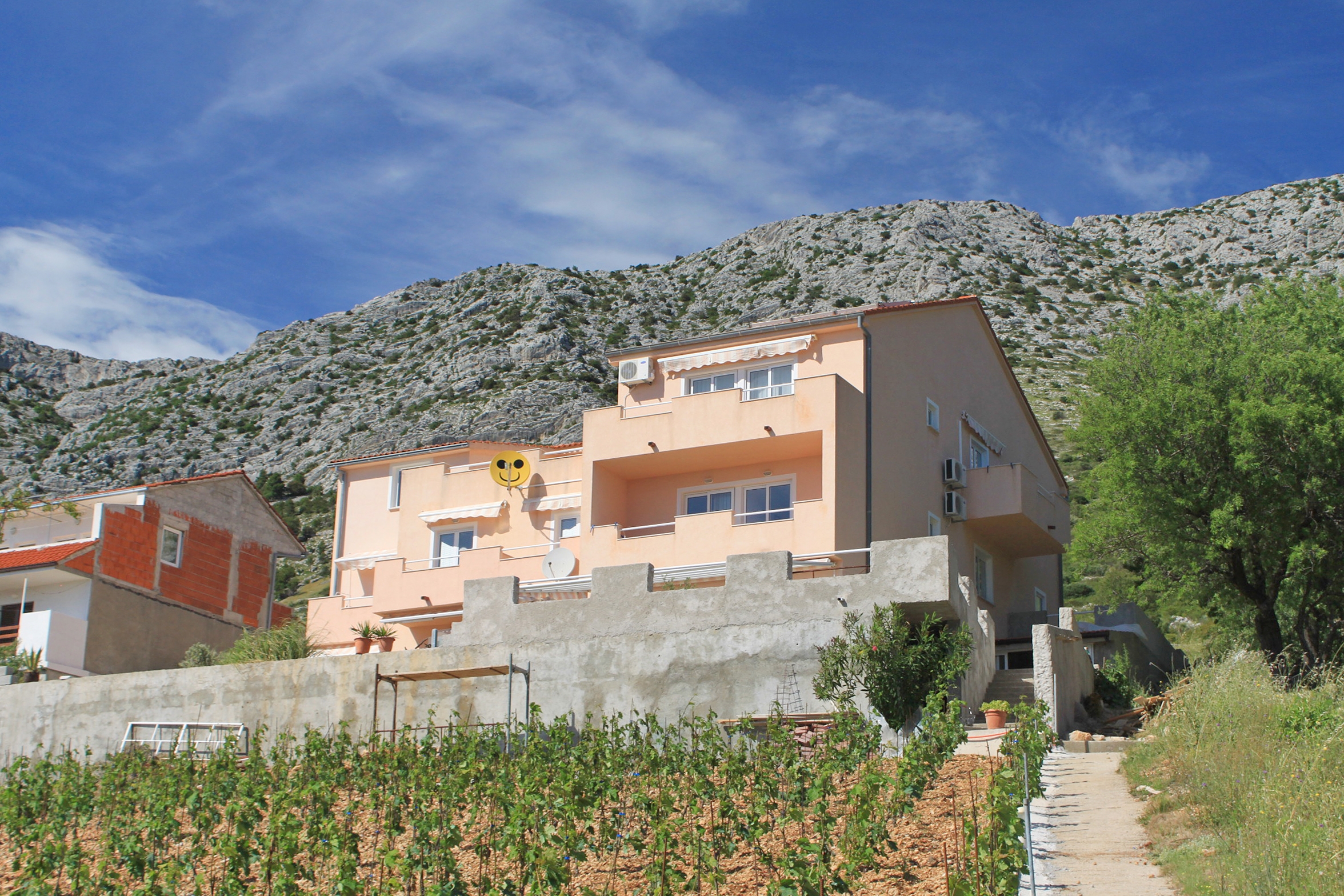 Top Hvar Ivan Dolac Top Hvar Ivan Dolac