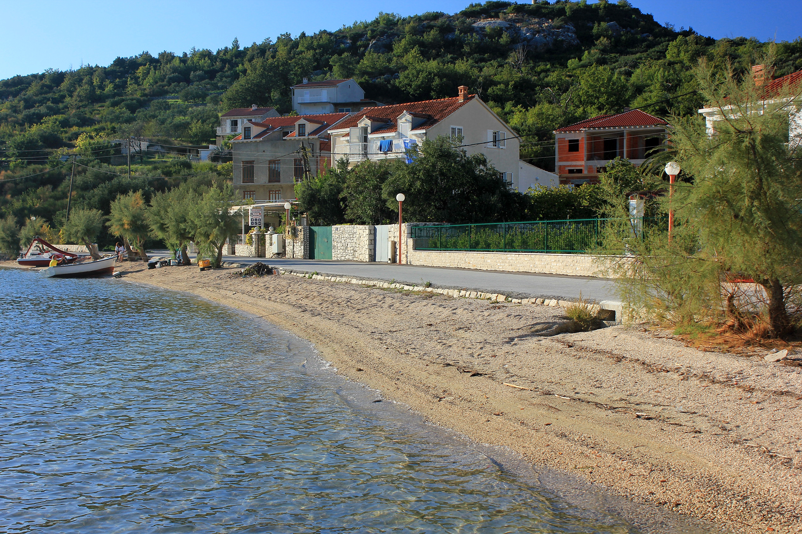 Dvosobni apartman uz plažu Slano, Dubrovnik  A-b