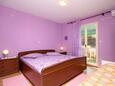 Bedroom 1 Zavala, Bedroom 1 in the apartment, air condition available, (pet friendly) and WiFi.