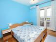 Bedroom 2 Zavala, Bedroom 2 in the apartment, air condition available, (pet friendly) and WiFi.