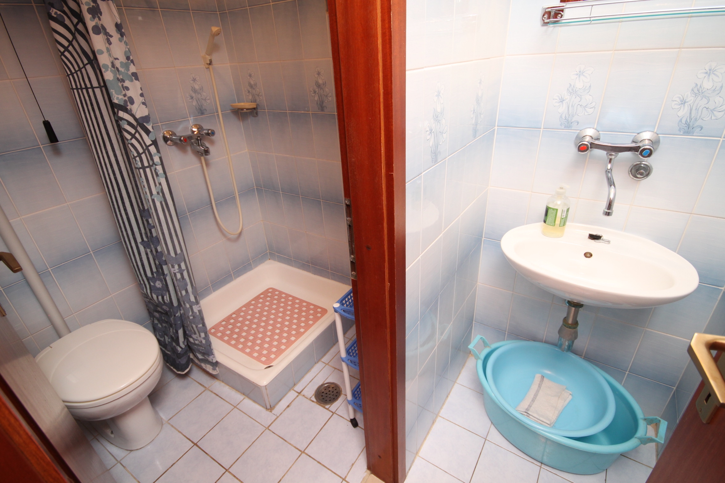 Two bedroom apartment with balcony Vrboska, Hvar  A-a