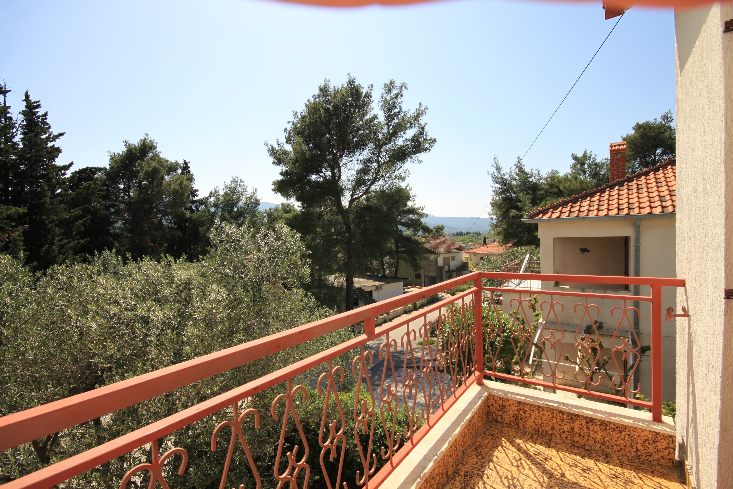 Two bedroom apartment with balcony Vrboska, Hvar  A-b