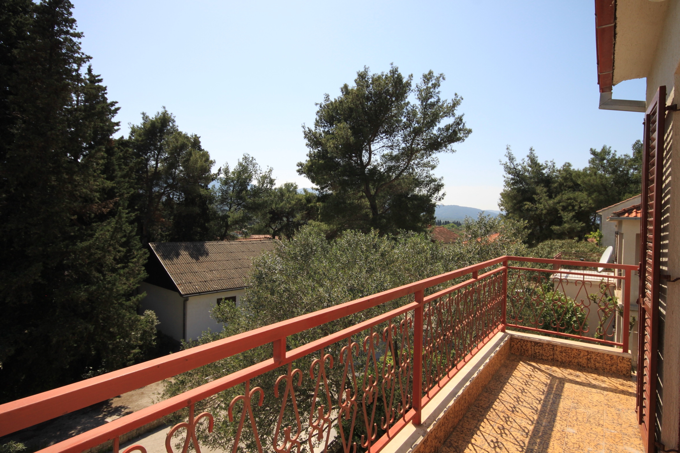 Two bedroom apartment with balcony Vrboska, Hvar  A-b