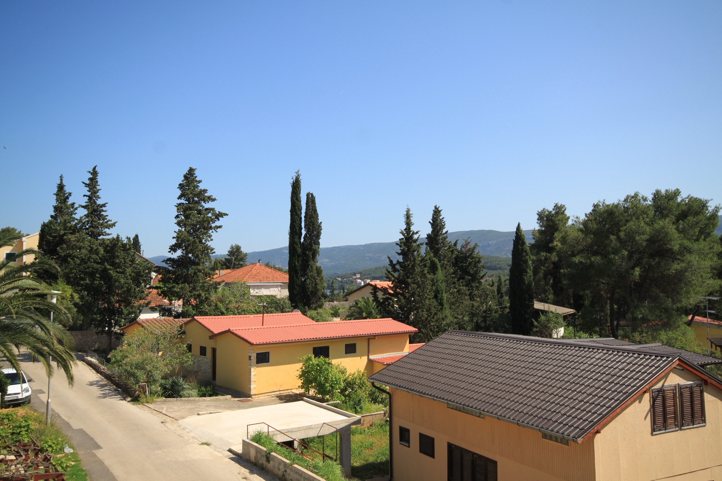 Two bedroom apartment with balcony Vrboska, Hvar  A-b