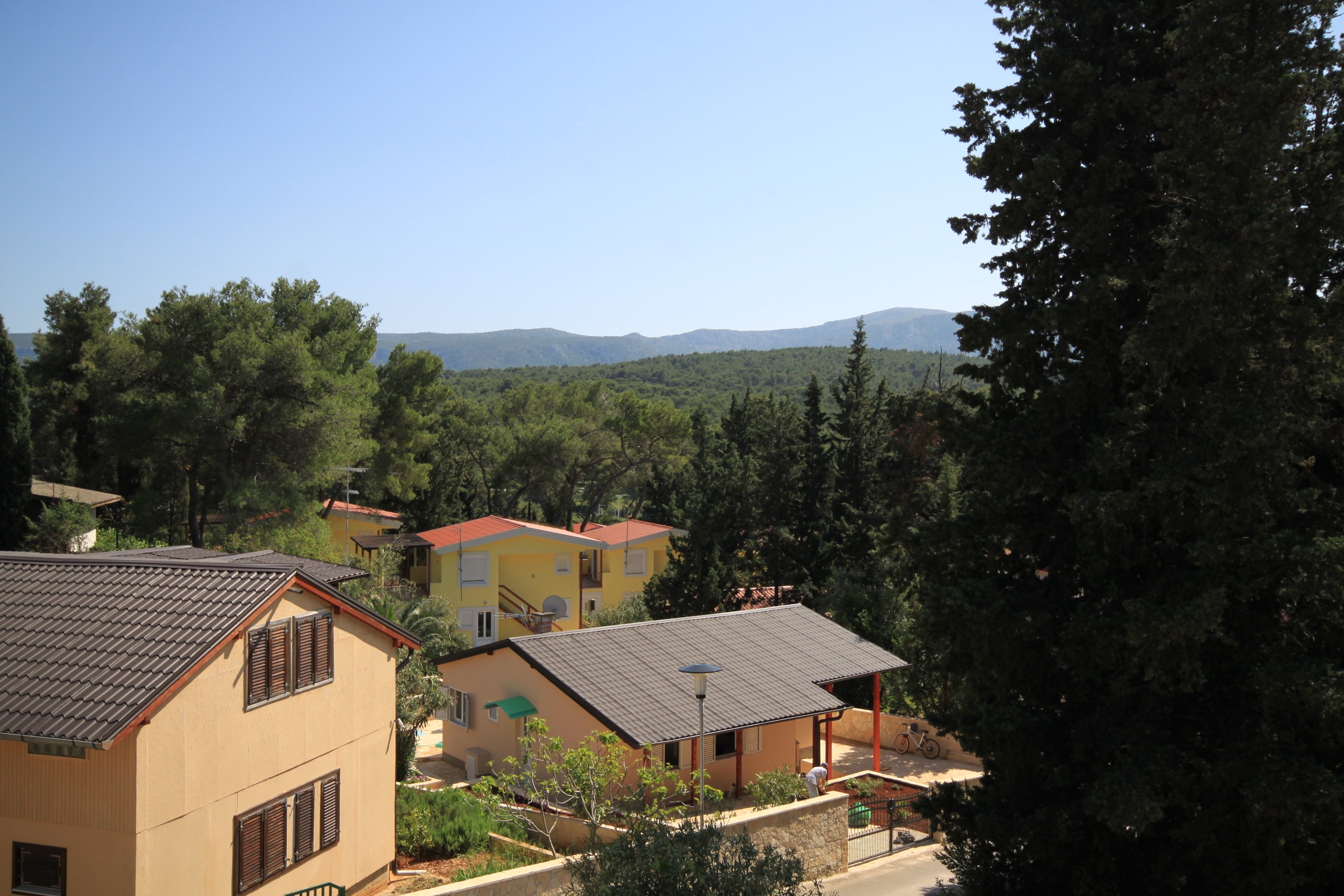 Two bedroom apartment with balcony Vrboska, Hvar  A-b
