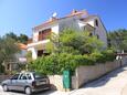 Hébergement Vrboska, Hvar, Hébergement 8748 - Appartement à proximité de la mer avec une plage rocheuse.