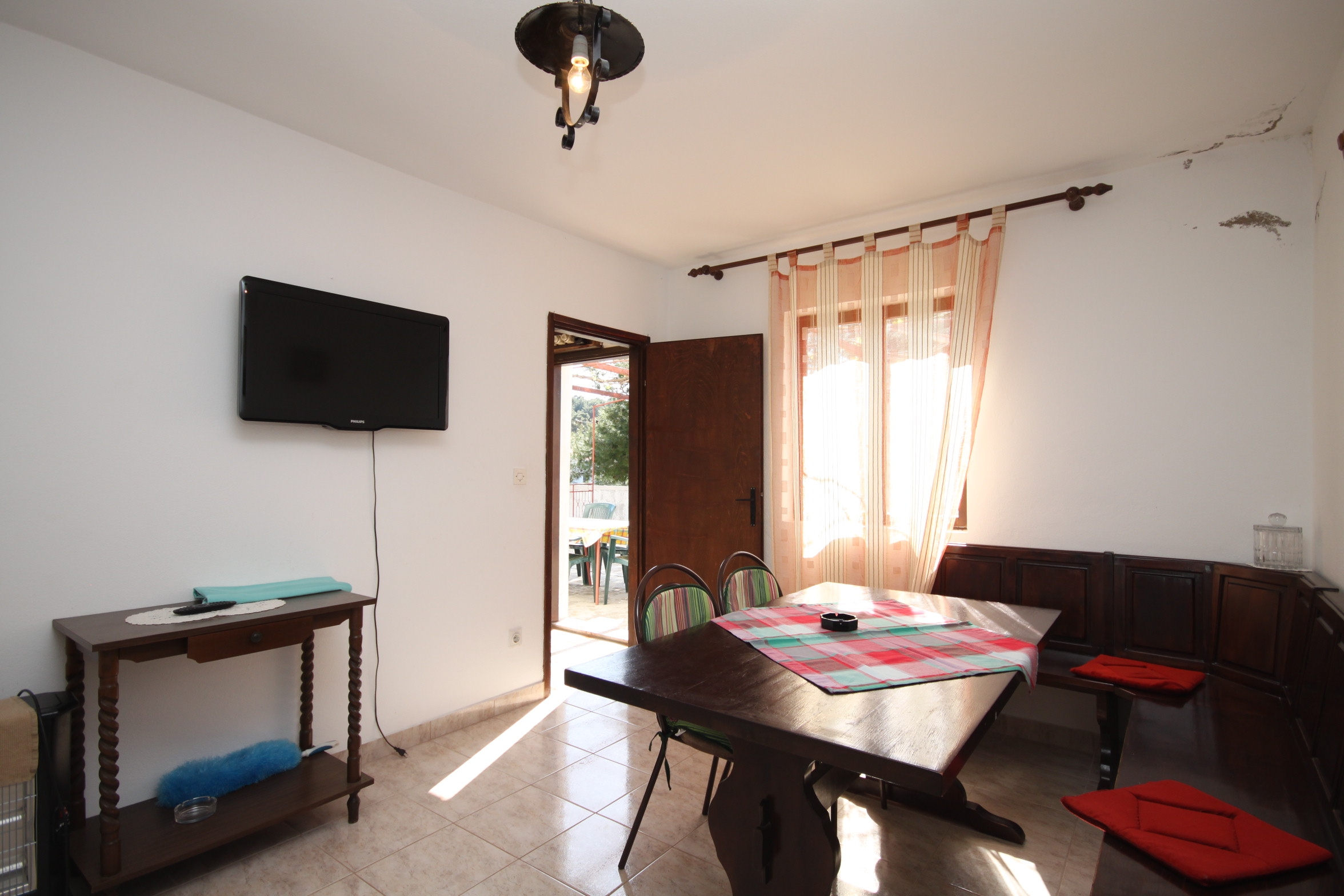 Four-bedroom apartment near beach Basina, Hvar (A-8749-a) Four-bedroom apartment near beach Basina, Hvar (A-8749-a)