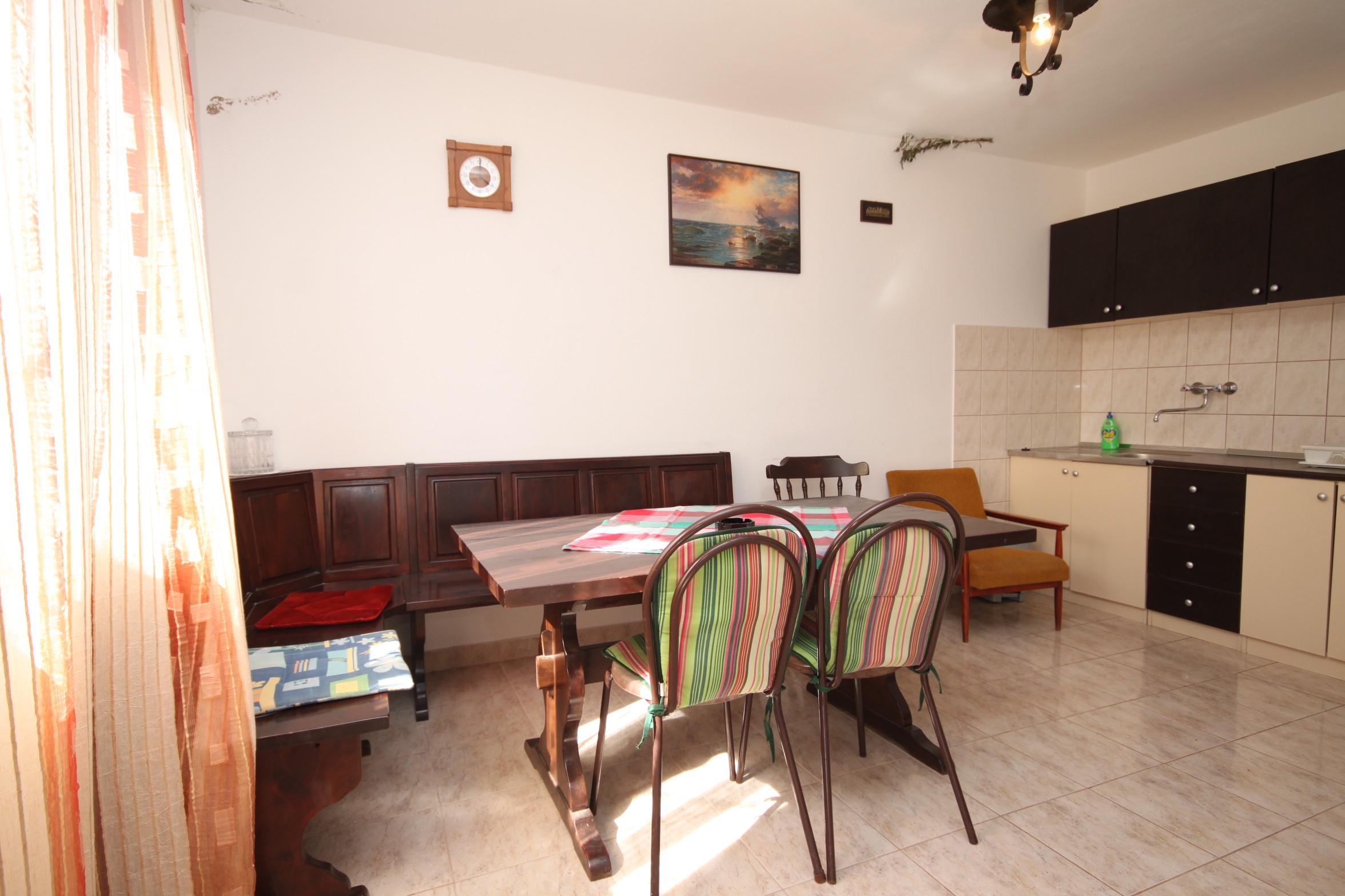 Top Hvar Basina Top Hvar Basina