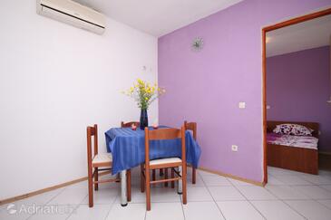 Stari Grad, Comedor in the apartment, air condition available y WiFi.