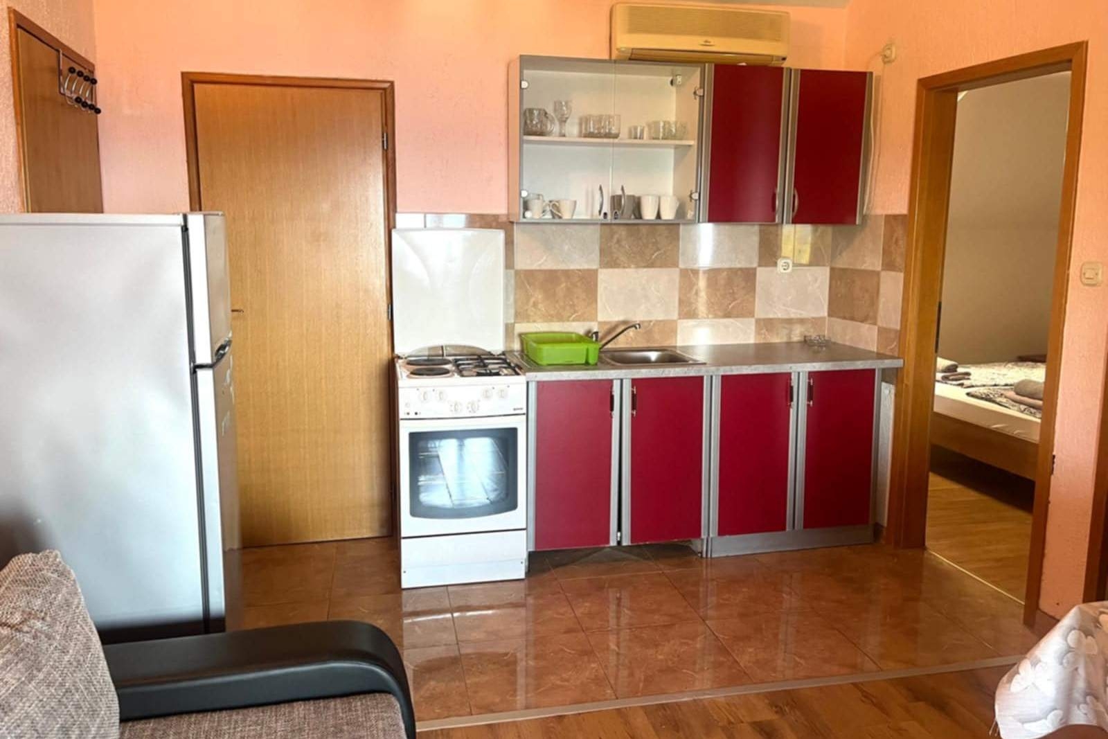 Top Hvar Ivan Dolac Top Hvar Ivan Dolac