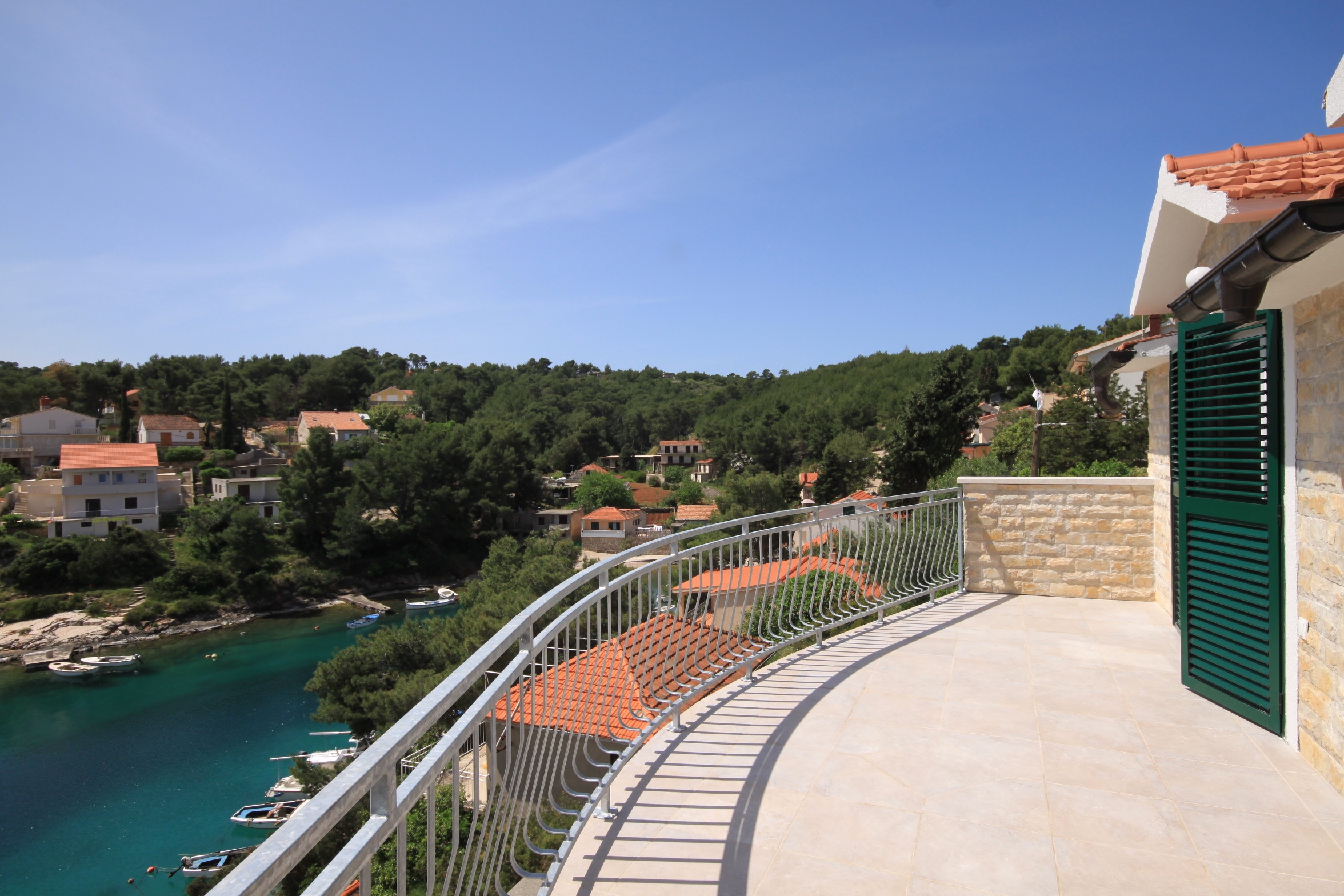 Two bedroom apartment near beach Basina, Hvar  A-a