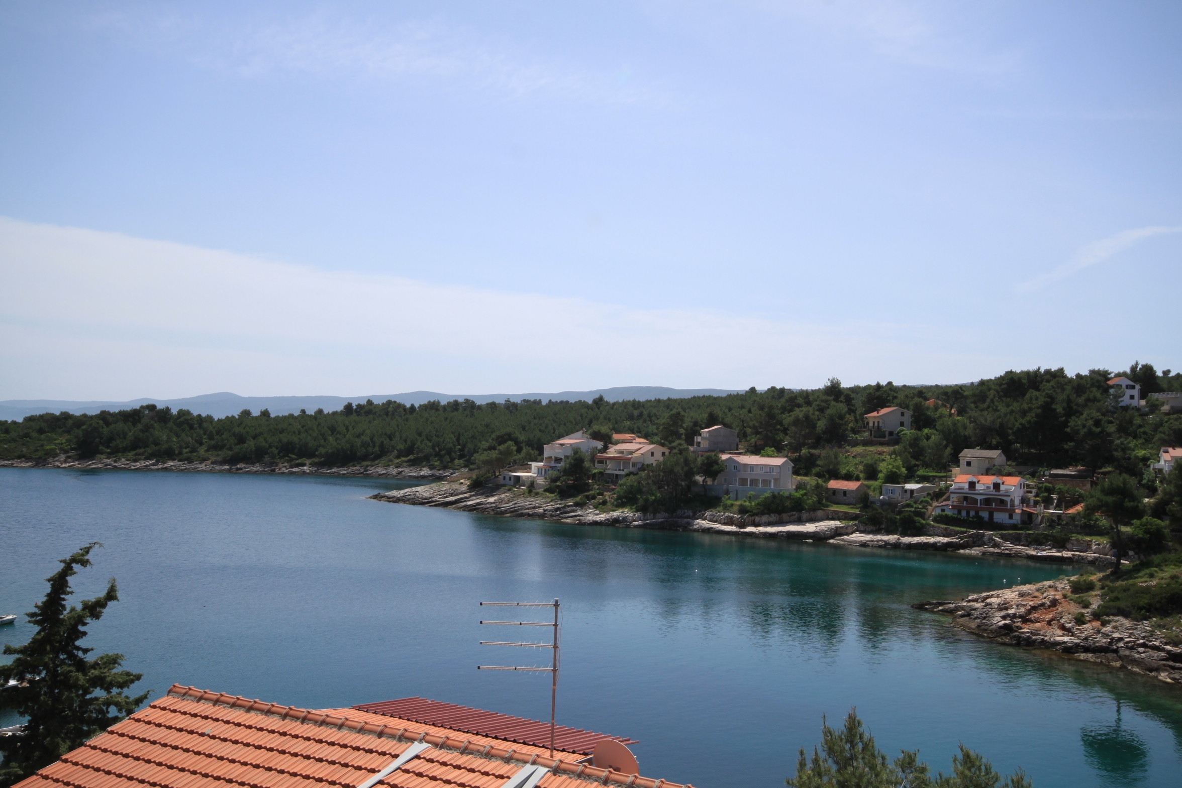 Two bedroom apartment near beach Basina, Hvar  A-a