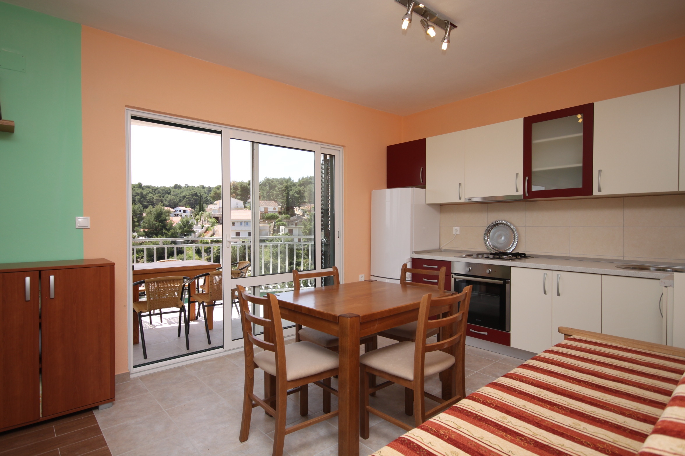 Top Hvar Basina Top Hvar Basina