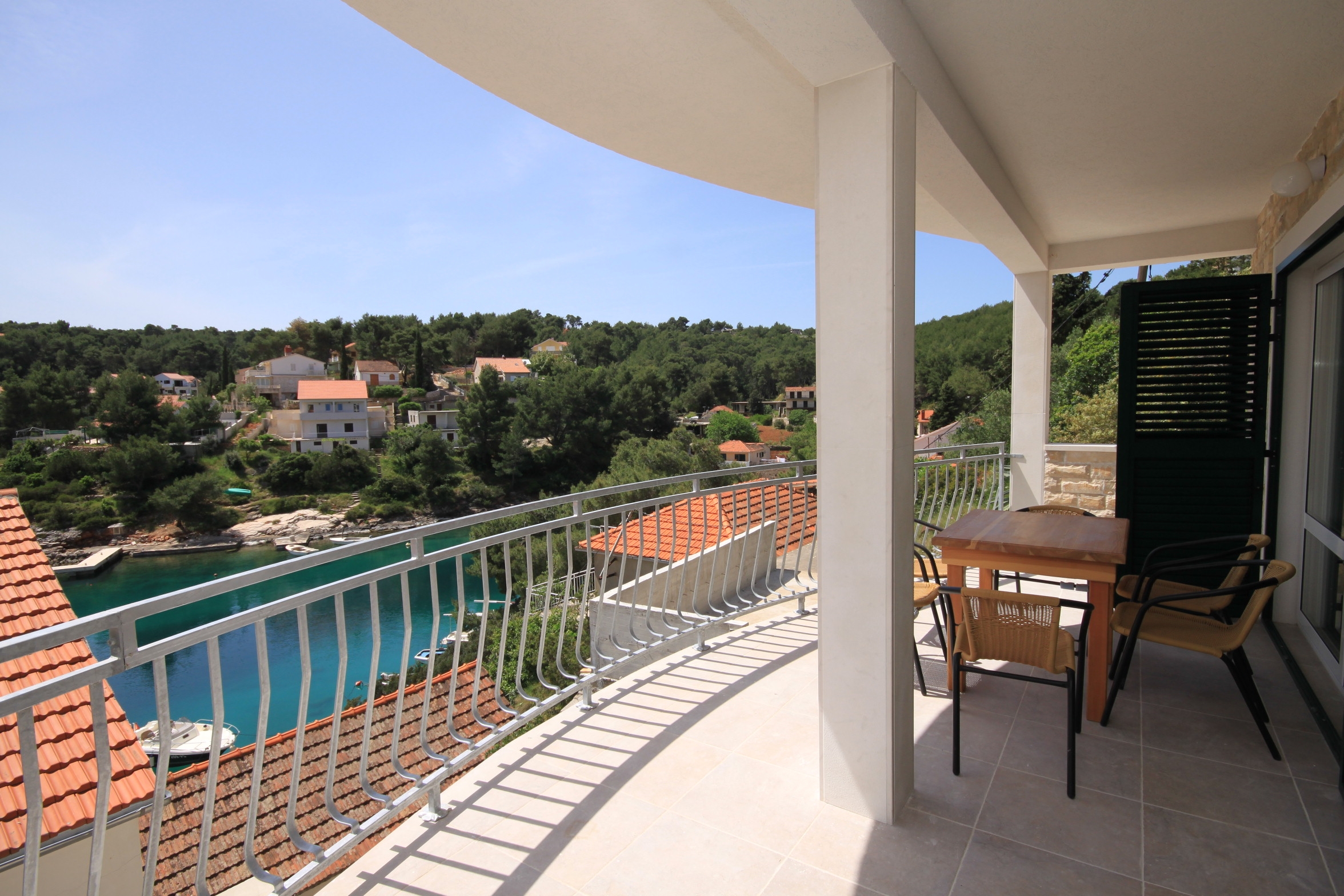 Two bedroom apartment near beach Basina, Hvar (A-8754-b) Two bedroom apartment near beach Basina, Hvar (A-8754-b)