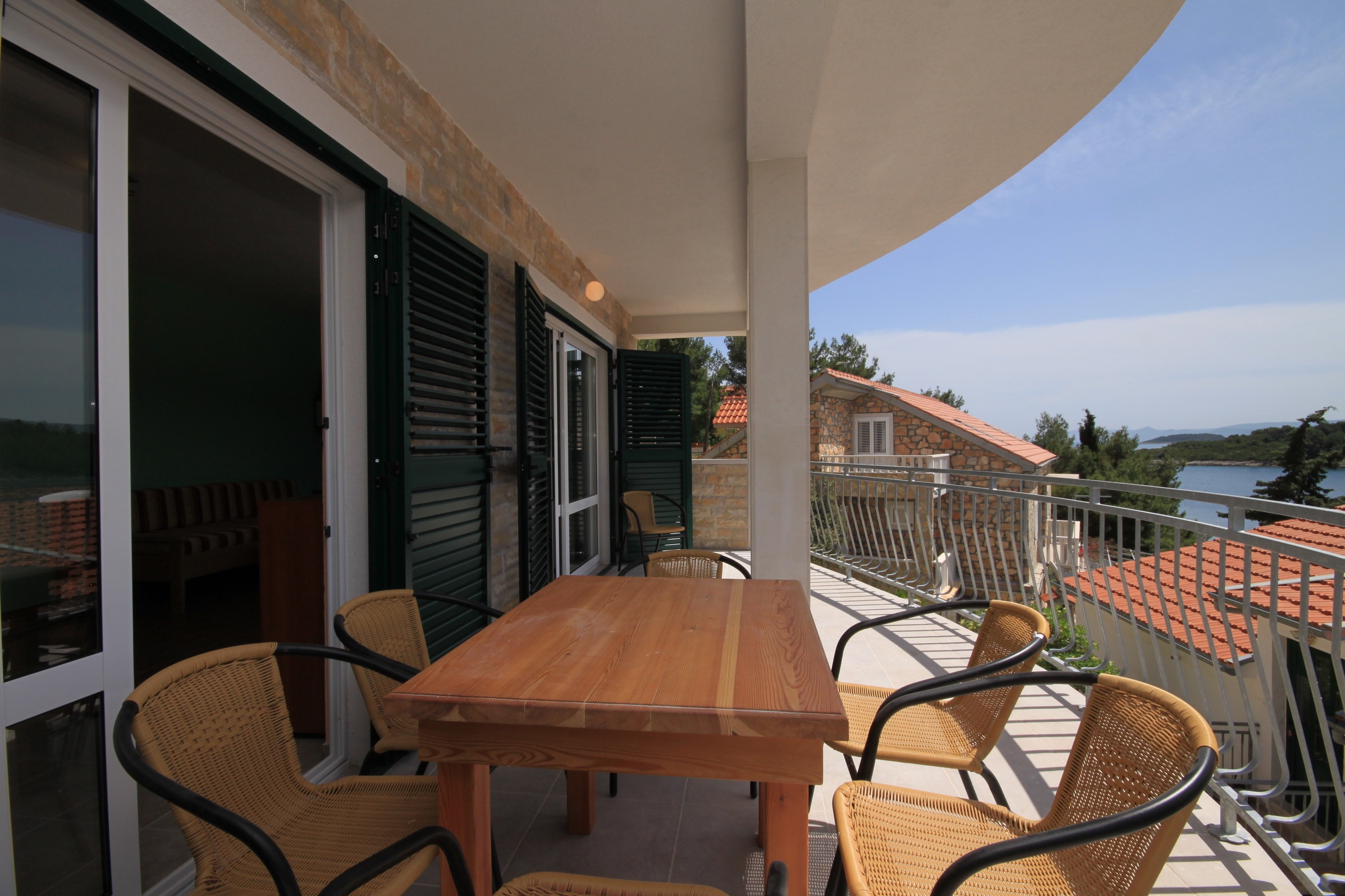 Two bedroom apartment near beach Basina, Hvar  A-b