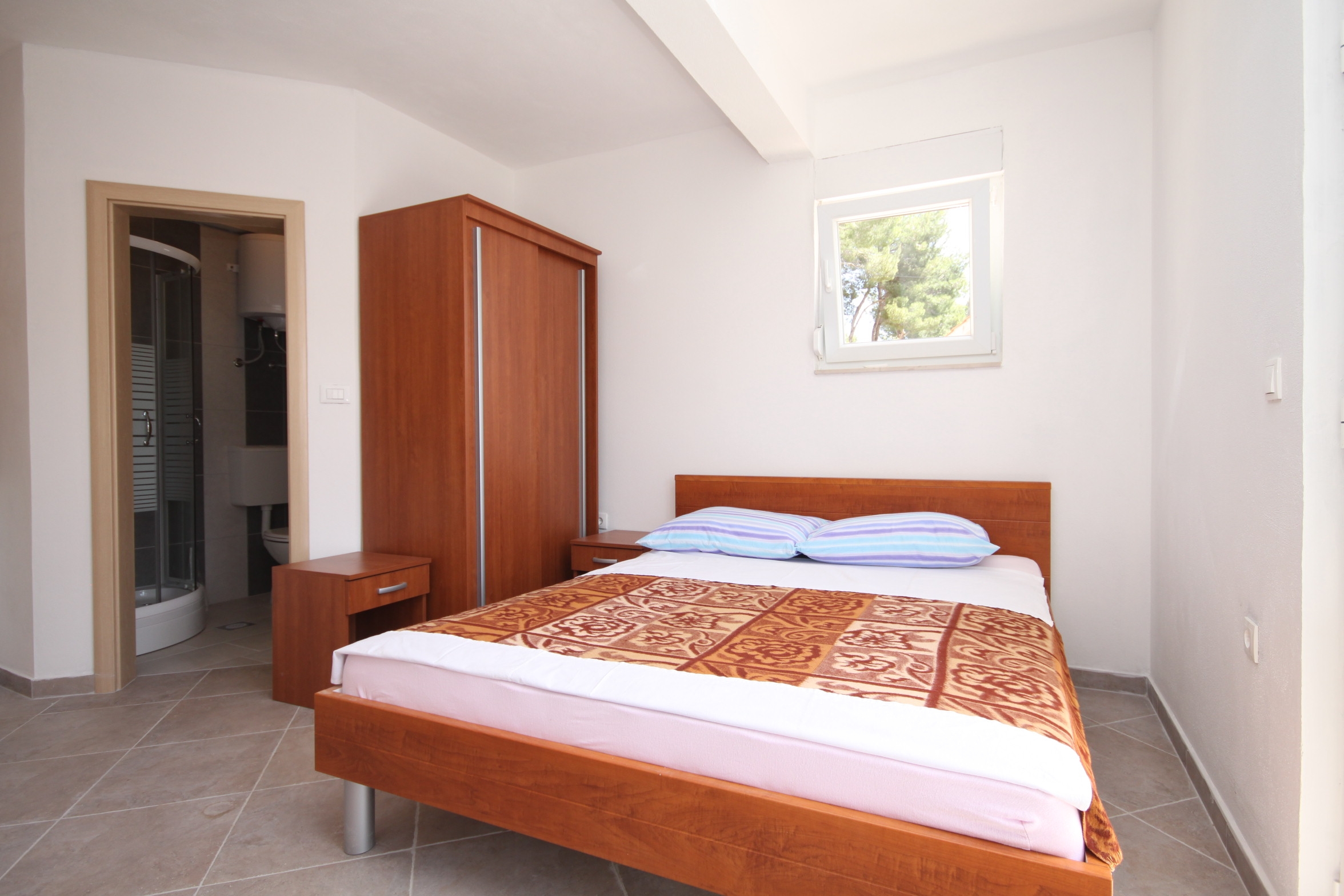 Top Hvar Basina Top Hvar Basina