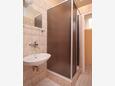 Bathroom 2 Stari Grad, Bathroom 2 in the apartment, (pet friendly) and WiFi.