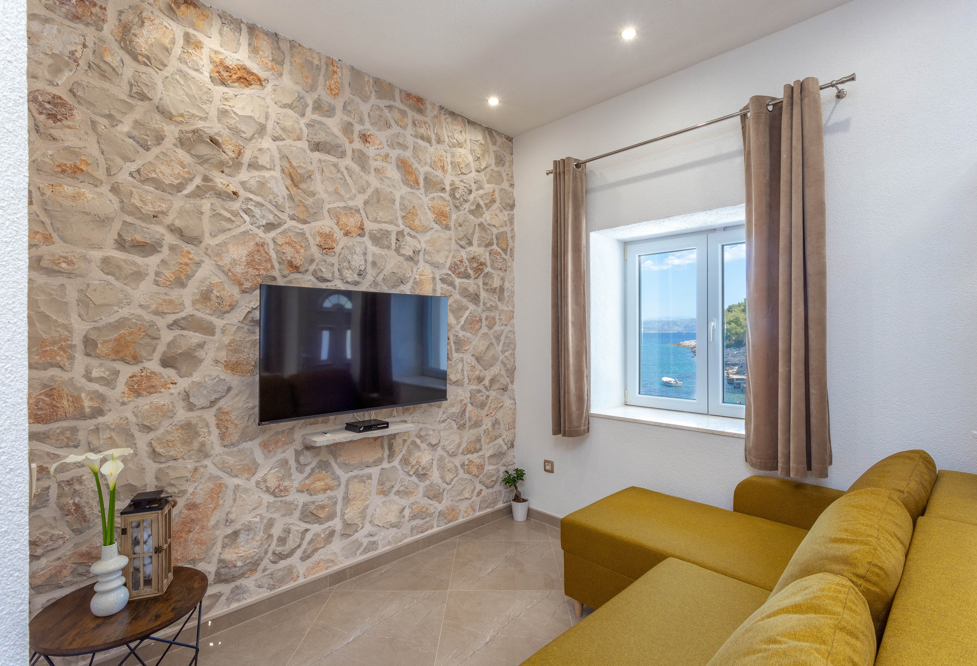 Two bedroom apartment near beach Cove Zastupac, Hvar (A-8761-a)
