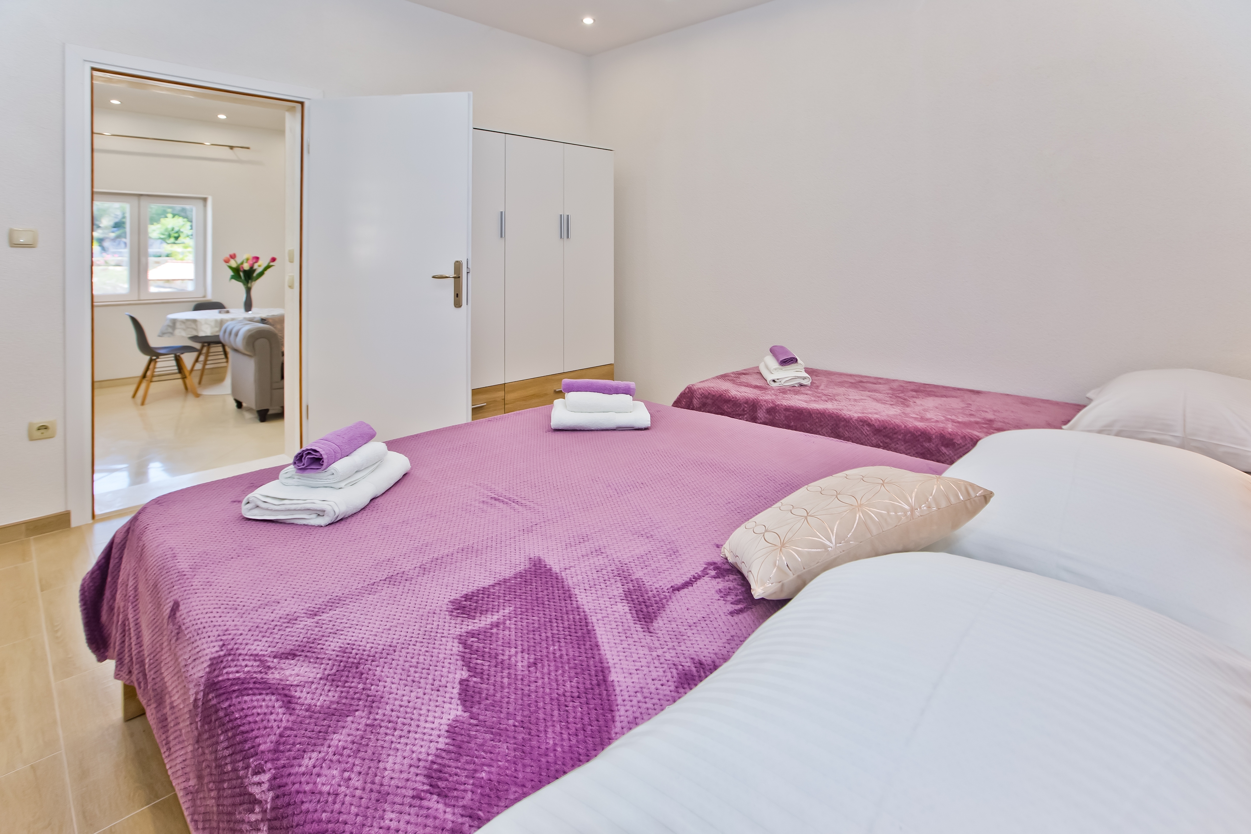 One bedroom apartment near beach Cove Zastupac (Hvar) (A-8761-b) One bedroom apartment near beach Cove Zastupac (Hvar) (A-8761-b)